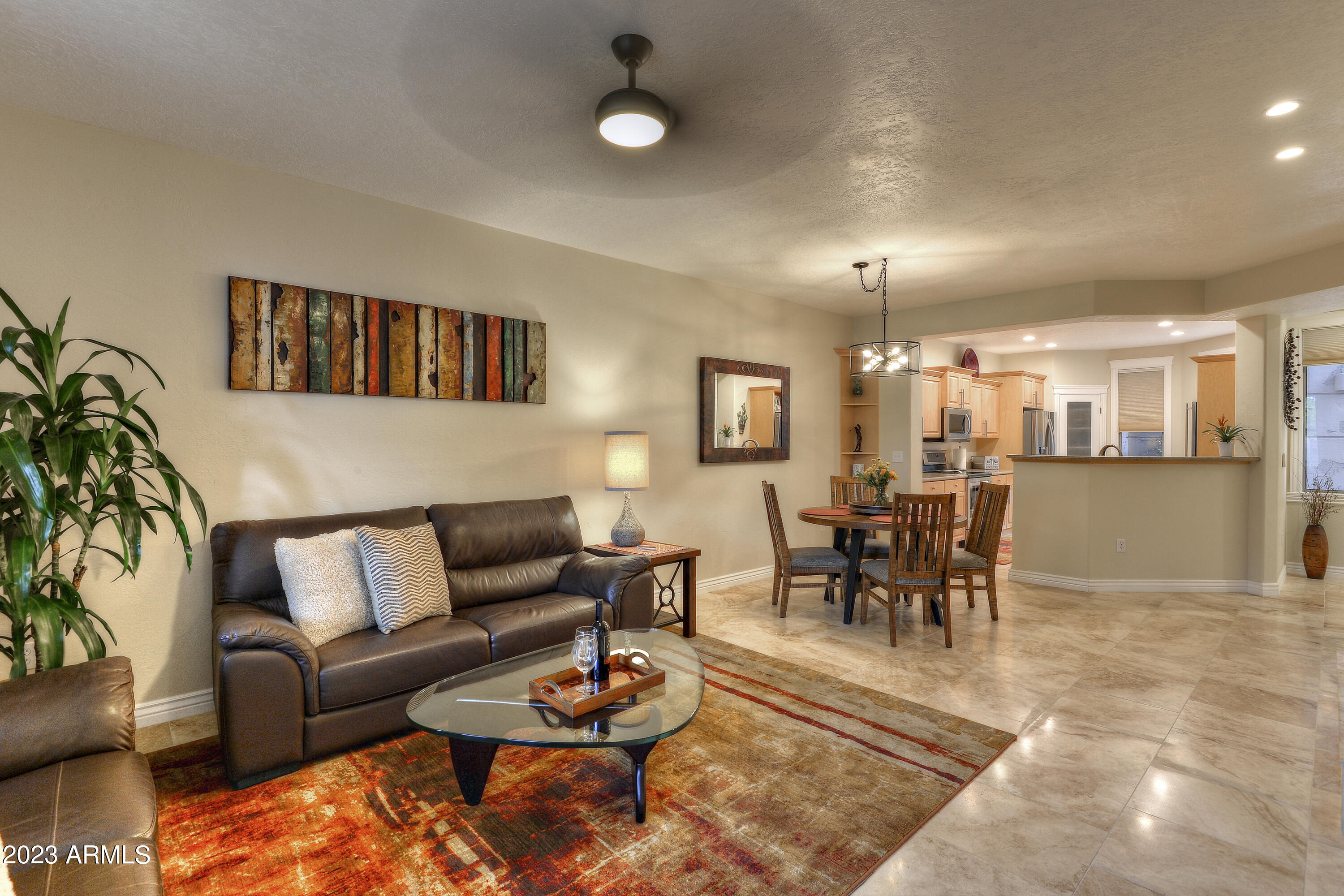 15221 N CLUBGATE Drive Unit: 1013