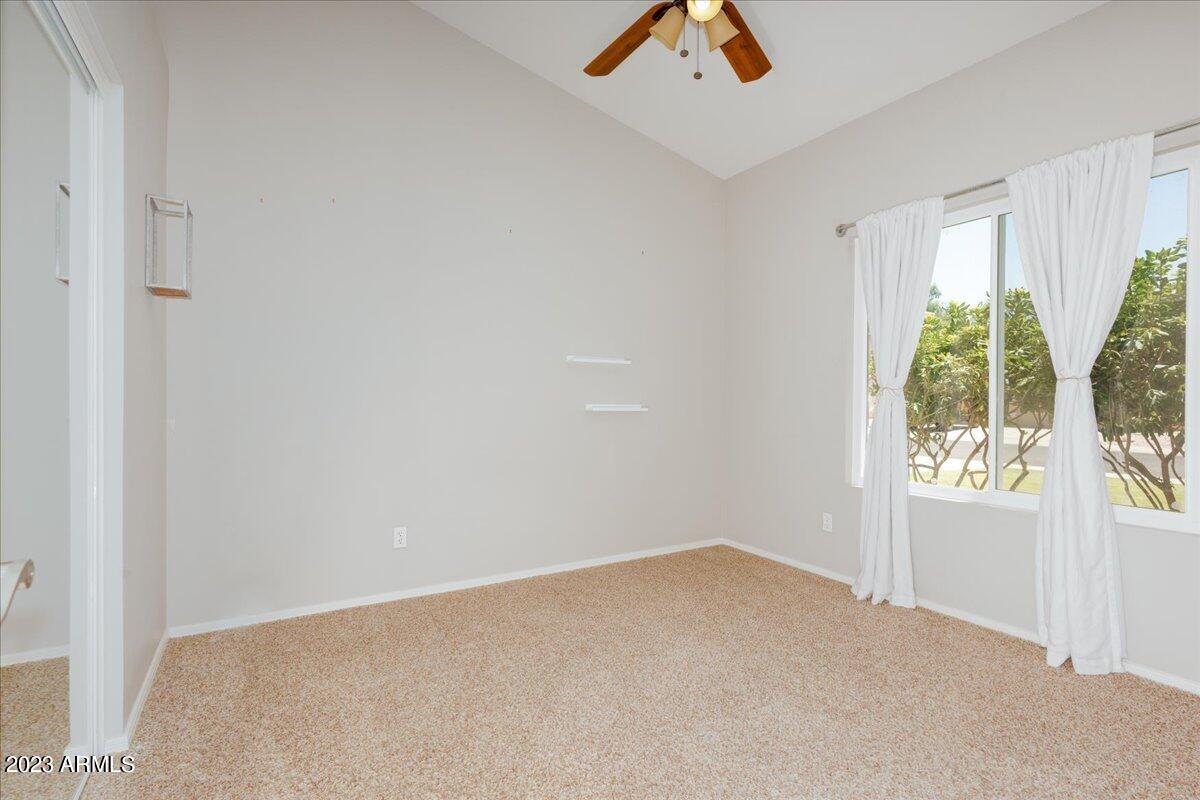 1224 E TRADEWIND Drive