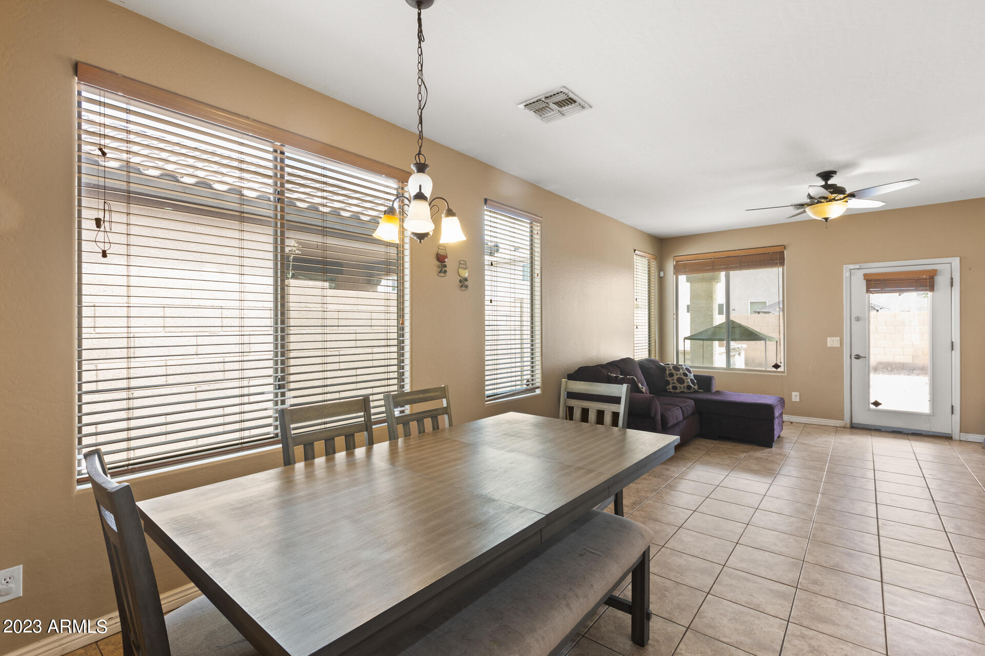 10109 W CORDES Road