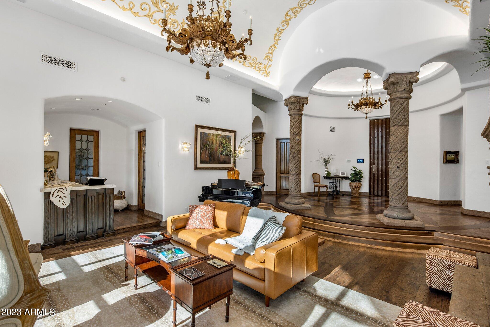 5575 N CASA BLANCA Drive