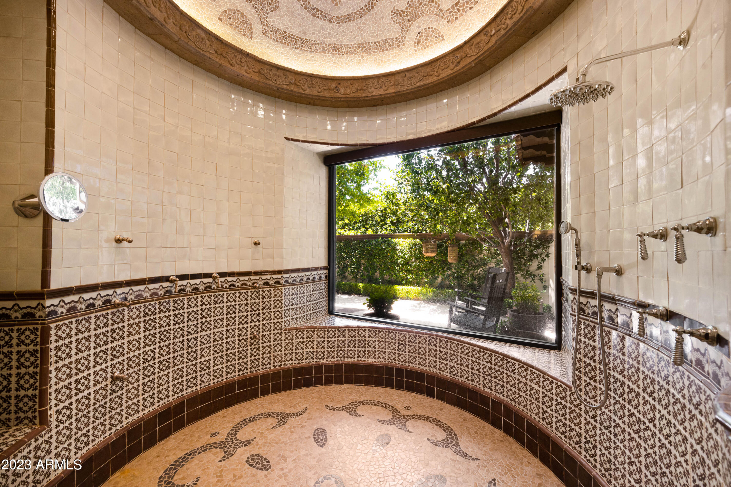 5575 N CASA BLANCA Drive