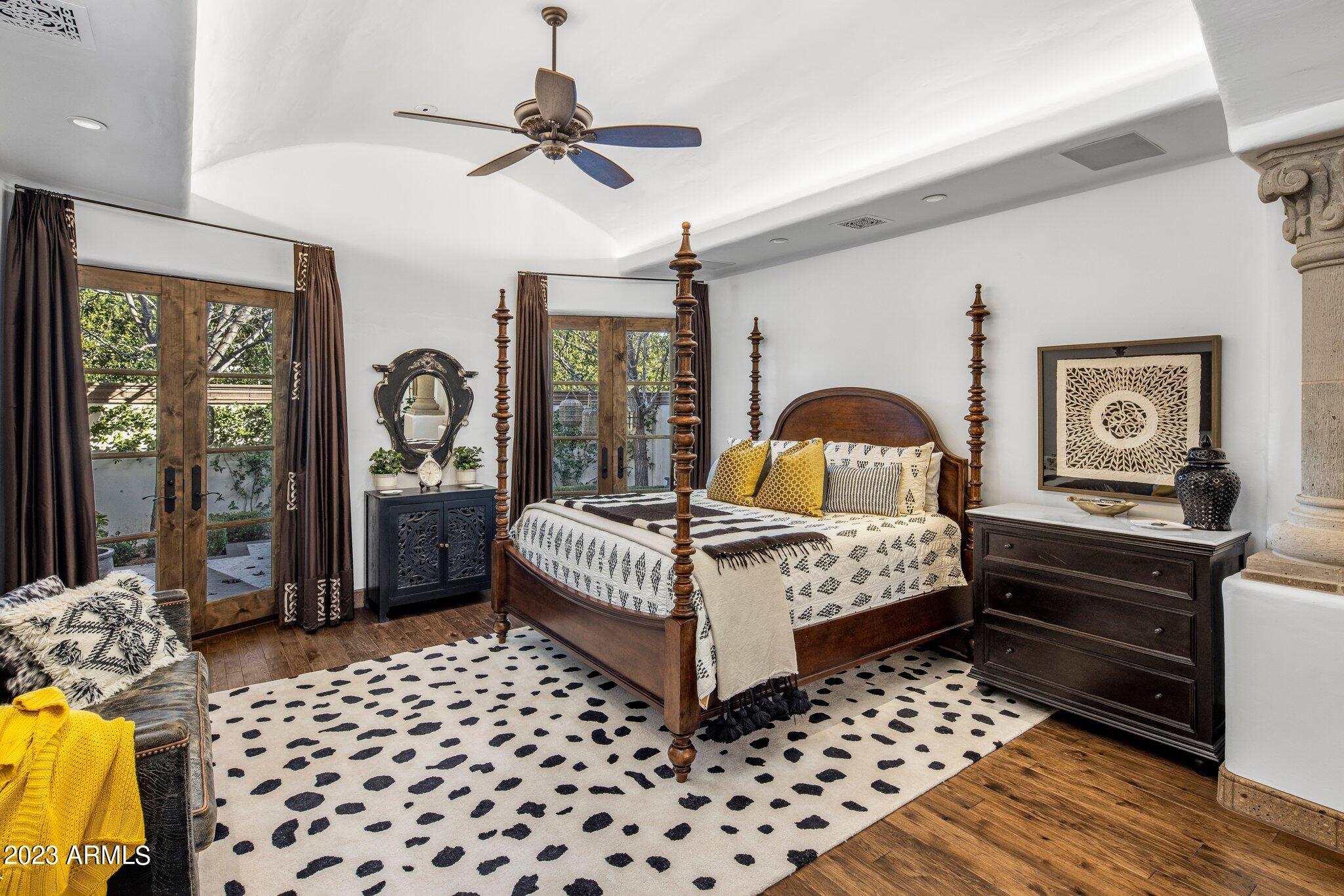 5575 N CASA BLANCA Drive