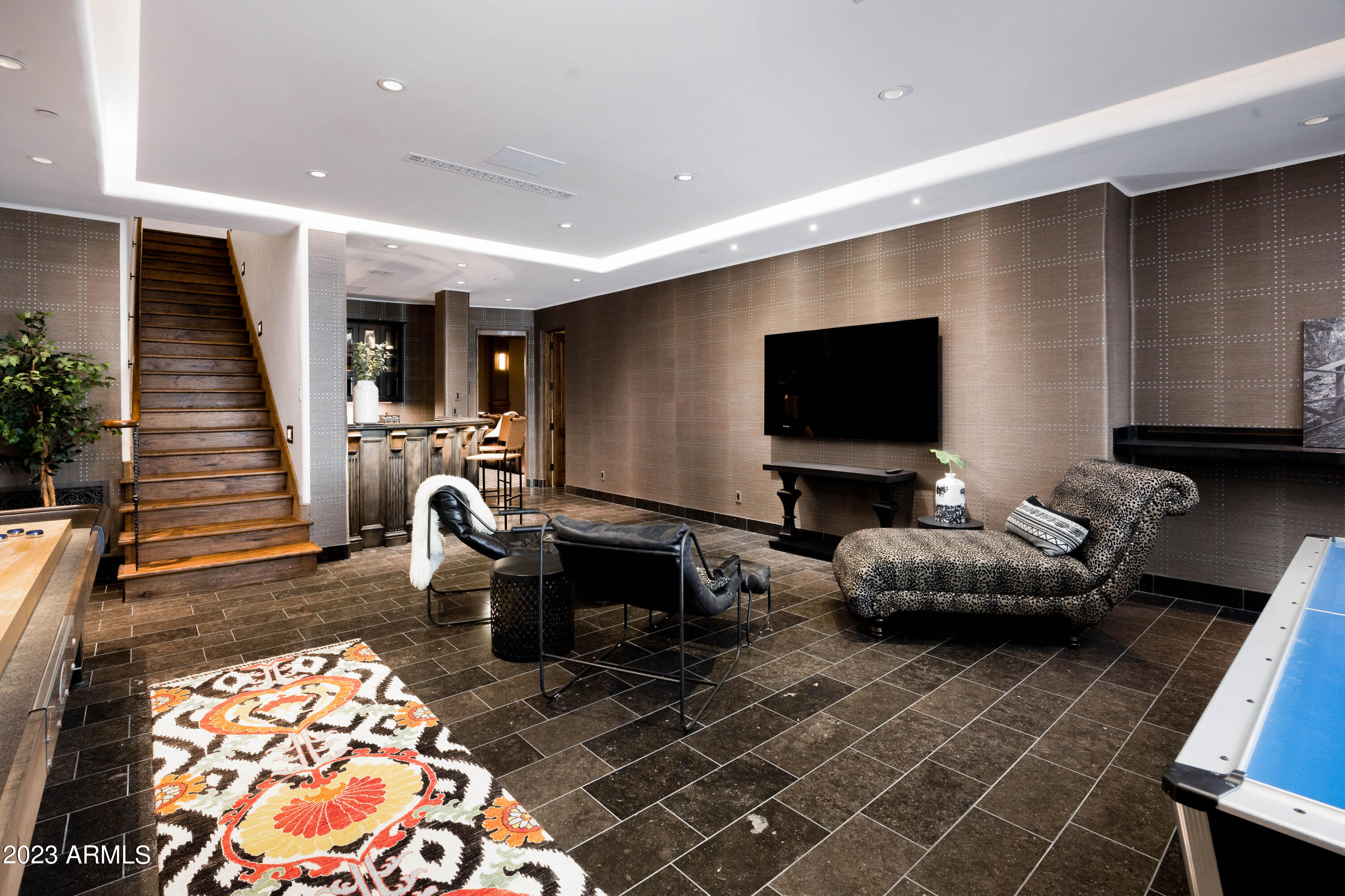 5575 N CASA BLANCA Drive