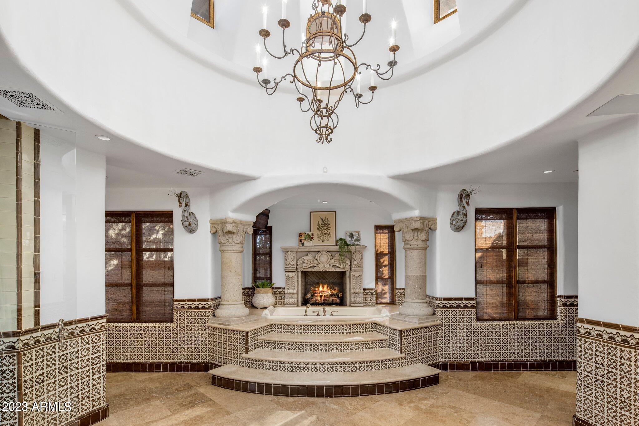 5575 N CASA BLANCA Drive