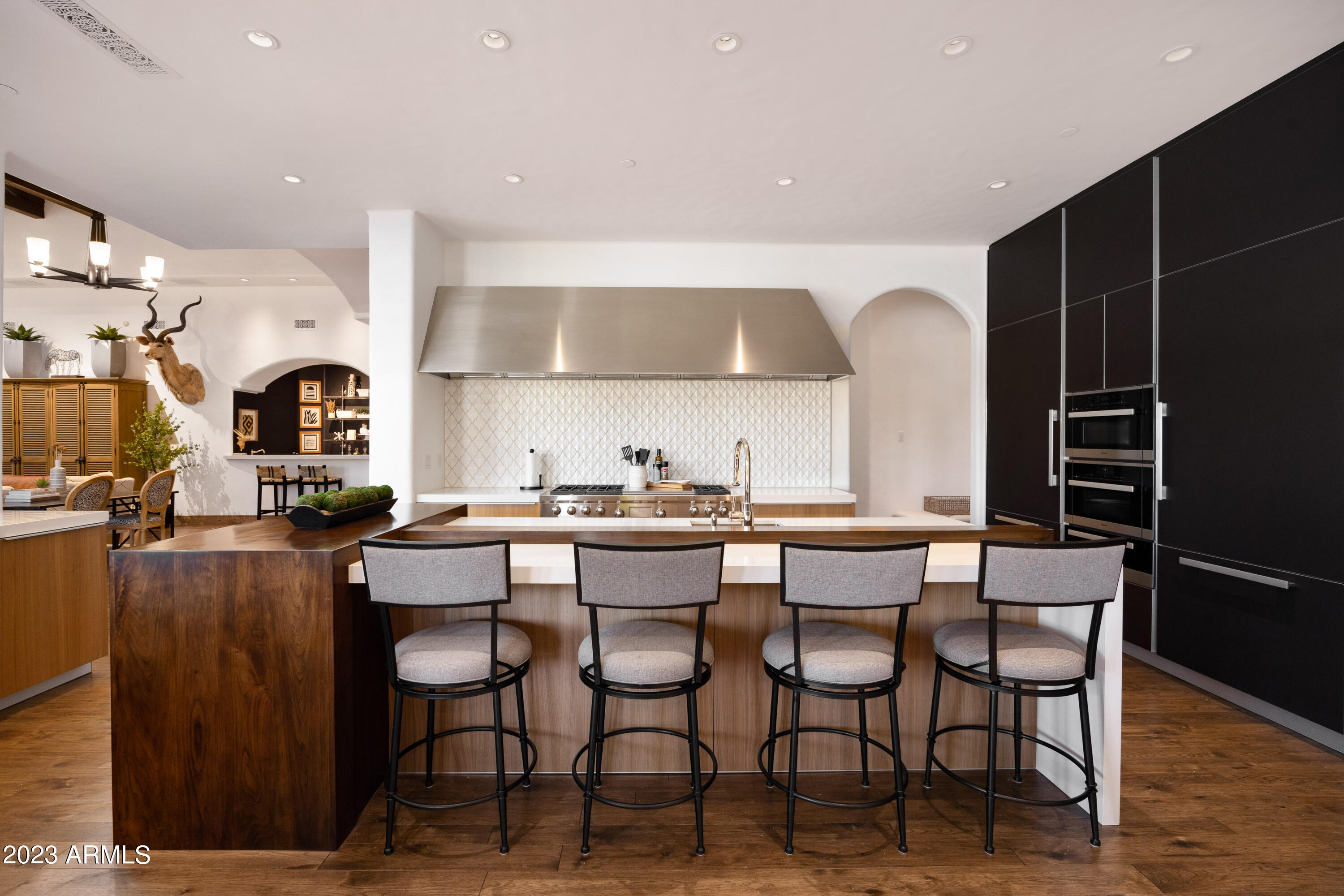 5575 N CASA BLANCA Drive