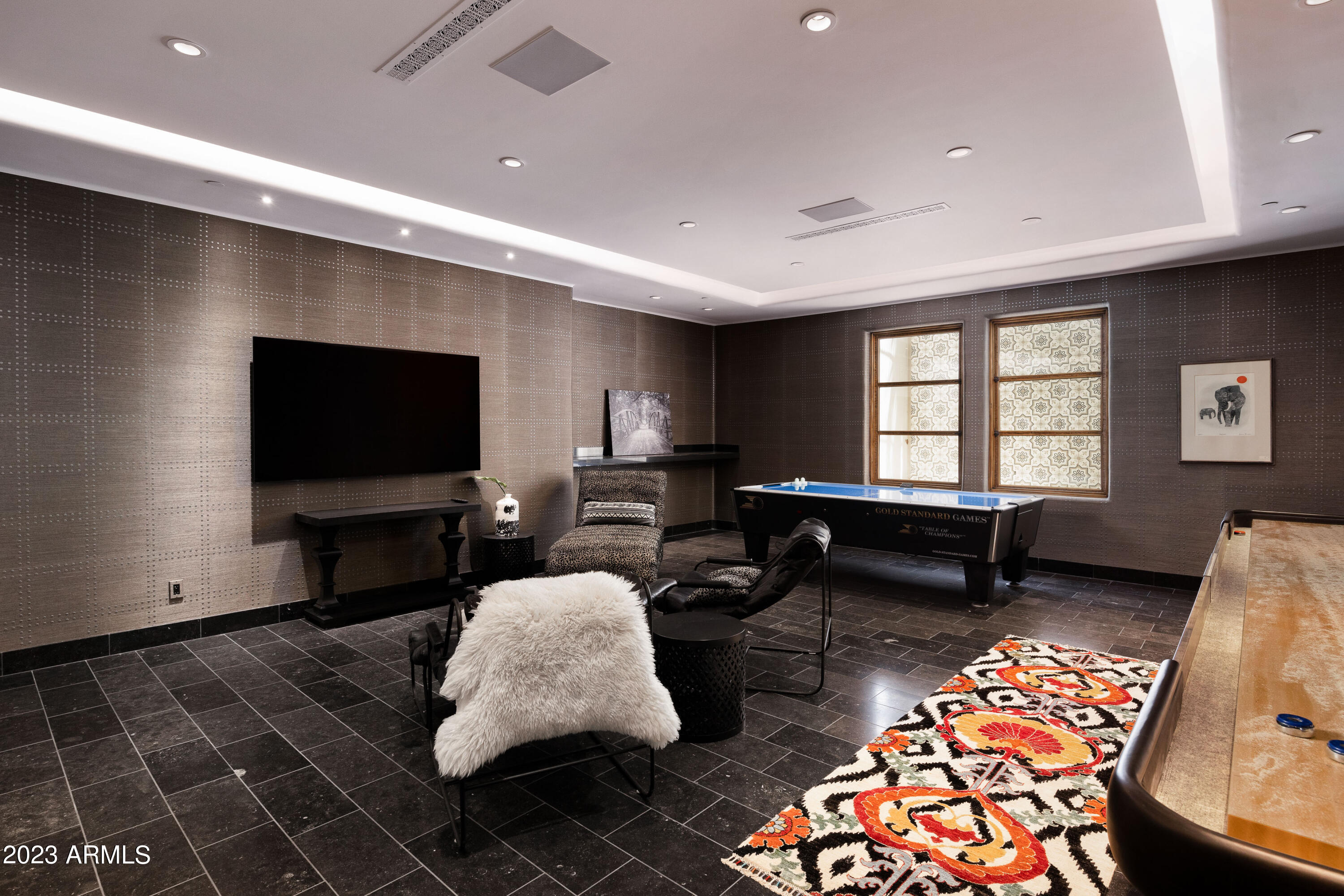 5575 N CASA BLANCA Drive