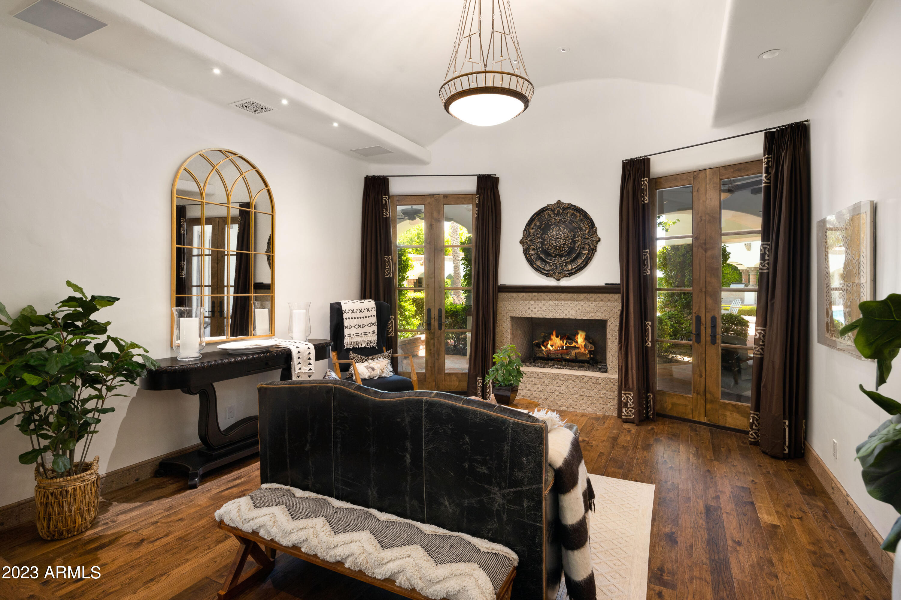 5575 N CASA BLANCA Drive