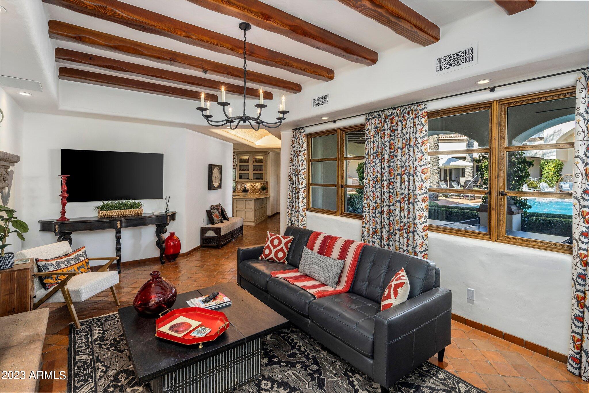 5575 N CASA BLANCA Drive