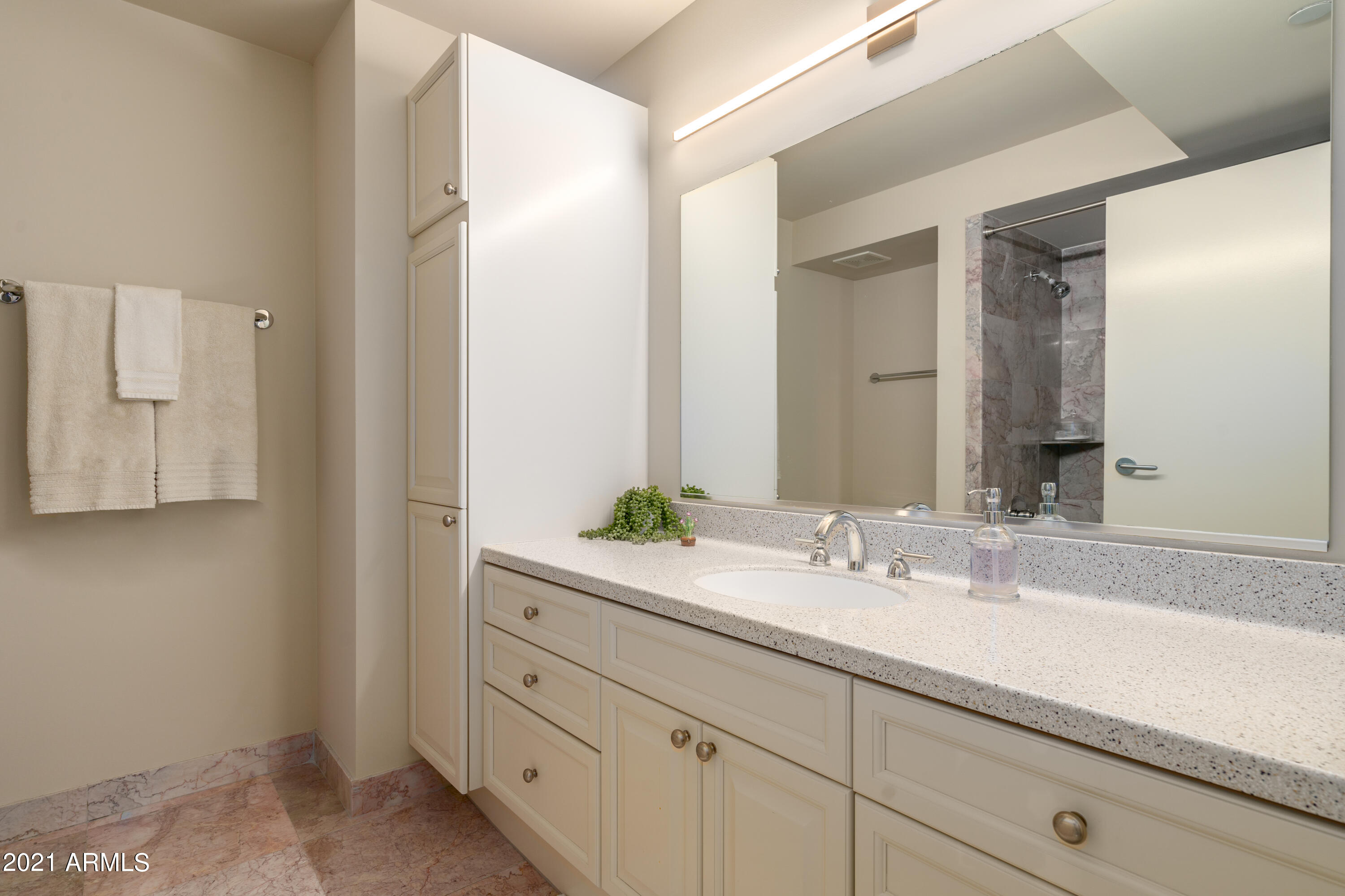 4808 N 24th Street Unit: 330