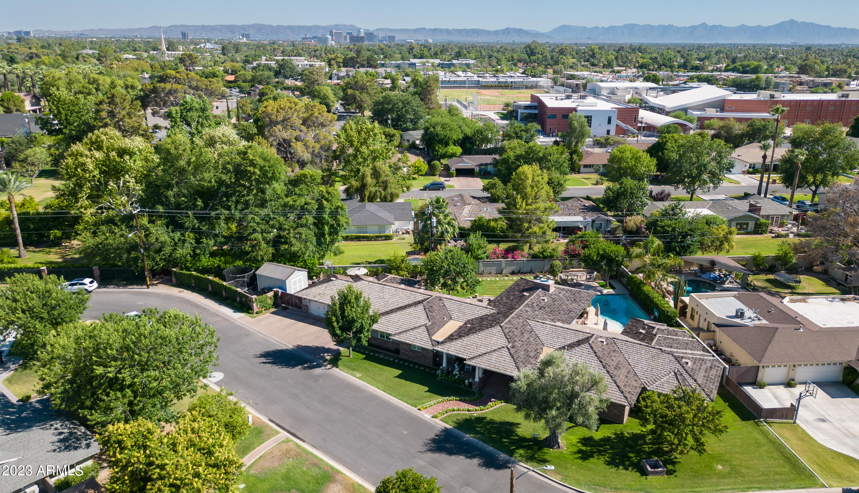 201 W LAMAR Road