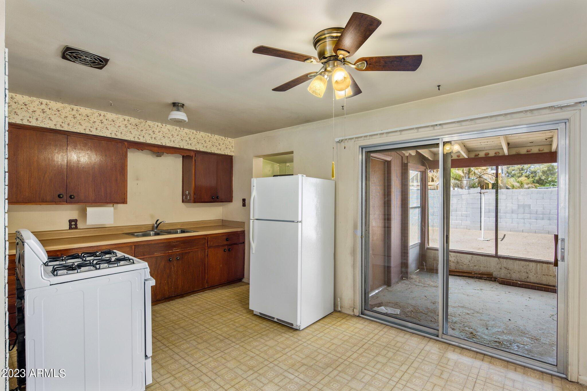 4148 N 43RD Street