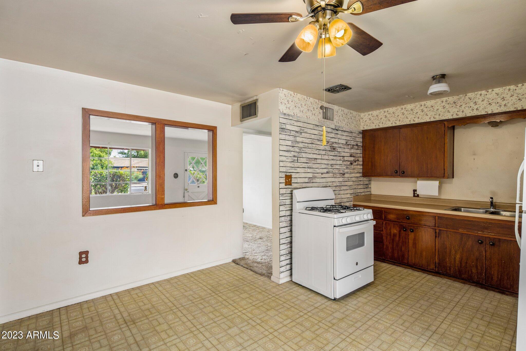 4148 N 43RD Street