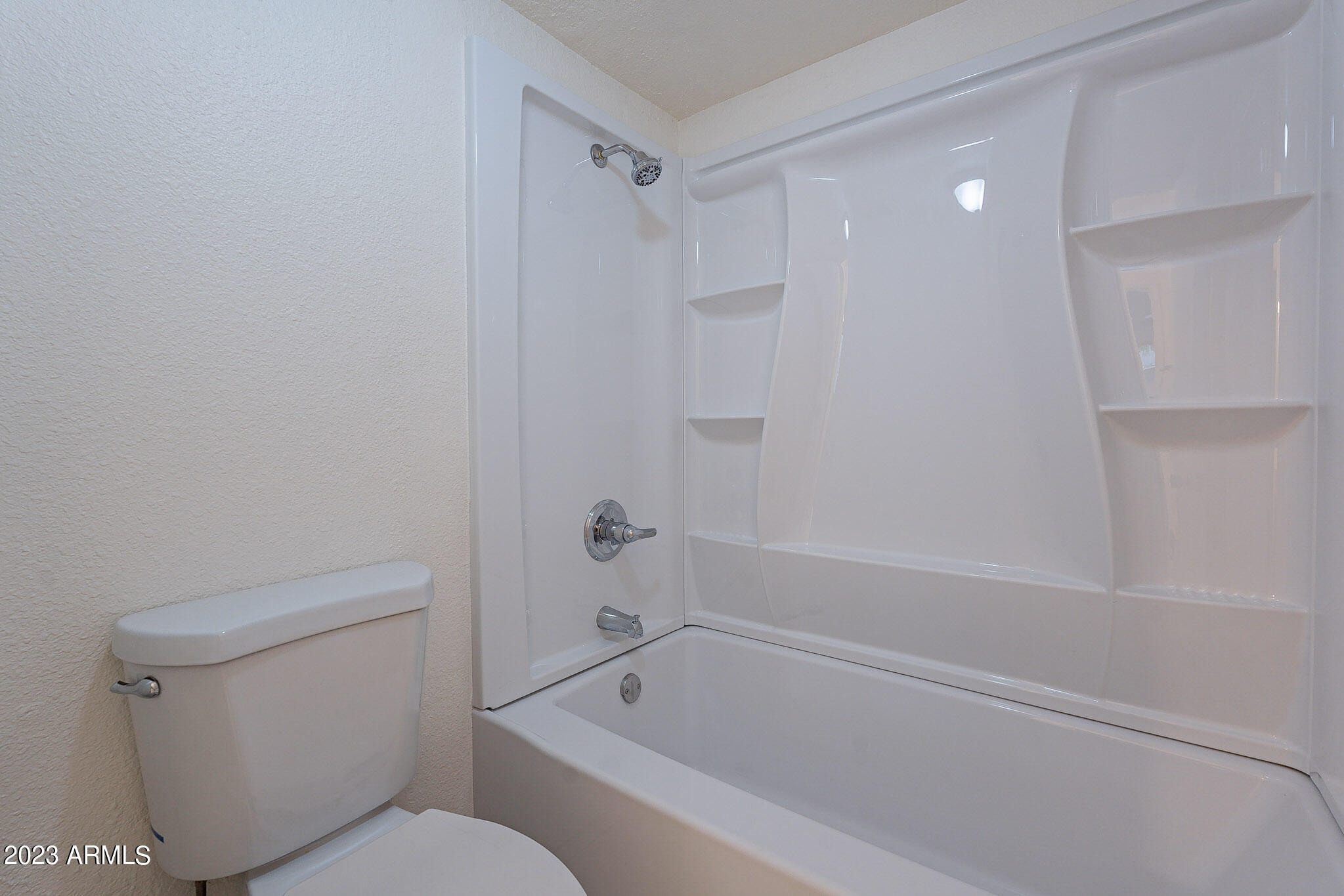 4444 E PARADISE VILLAGE Parkway N Unit: 101