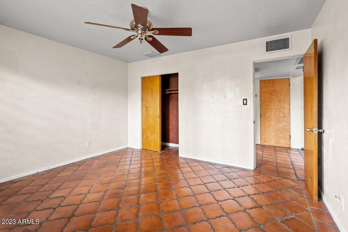 331 E PIERSON Street