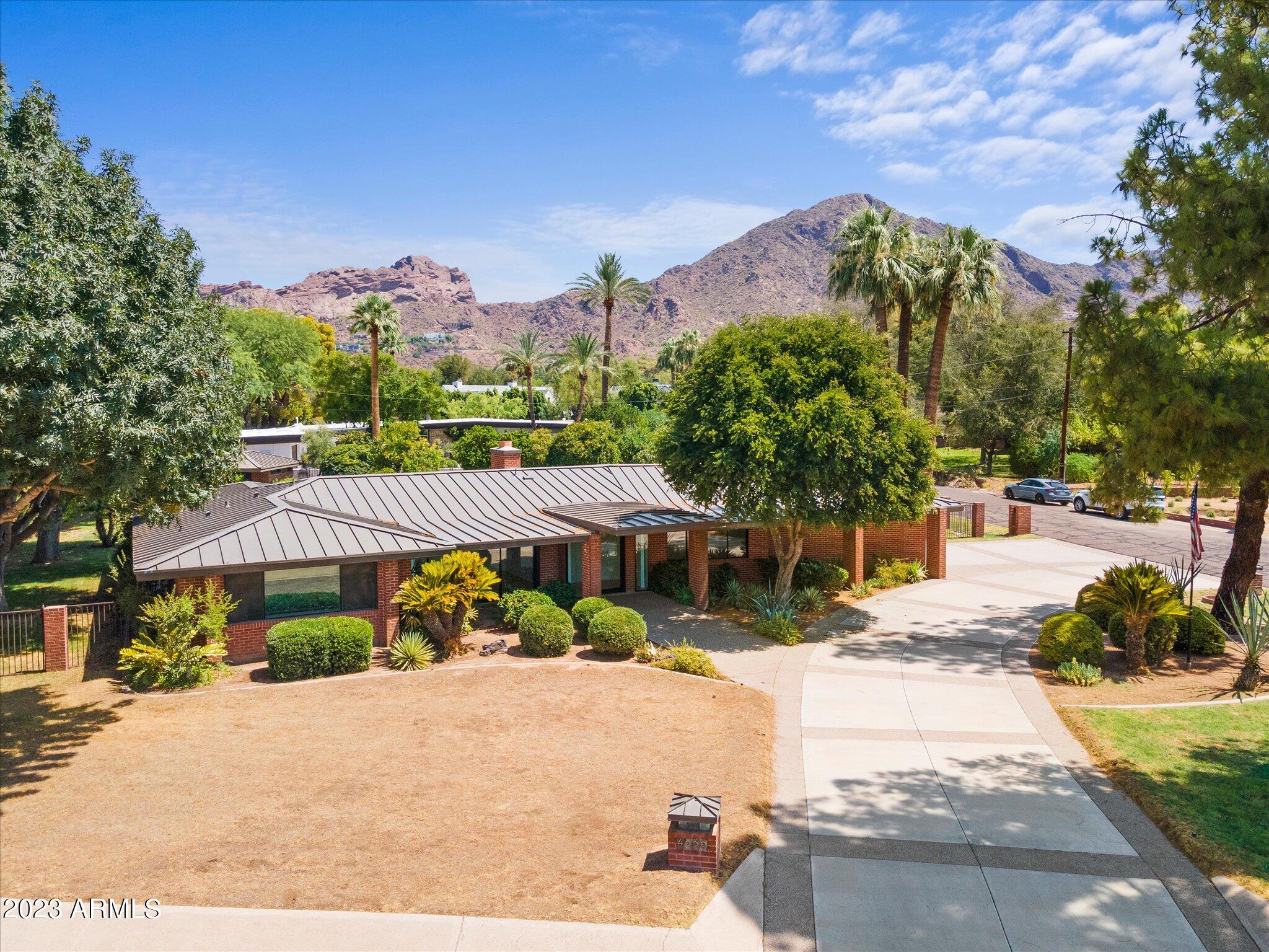 4828 E CALLE DEL MEDIO --