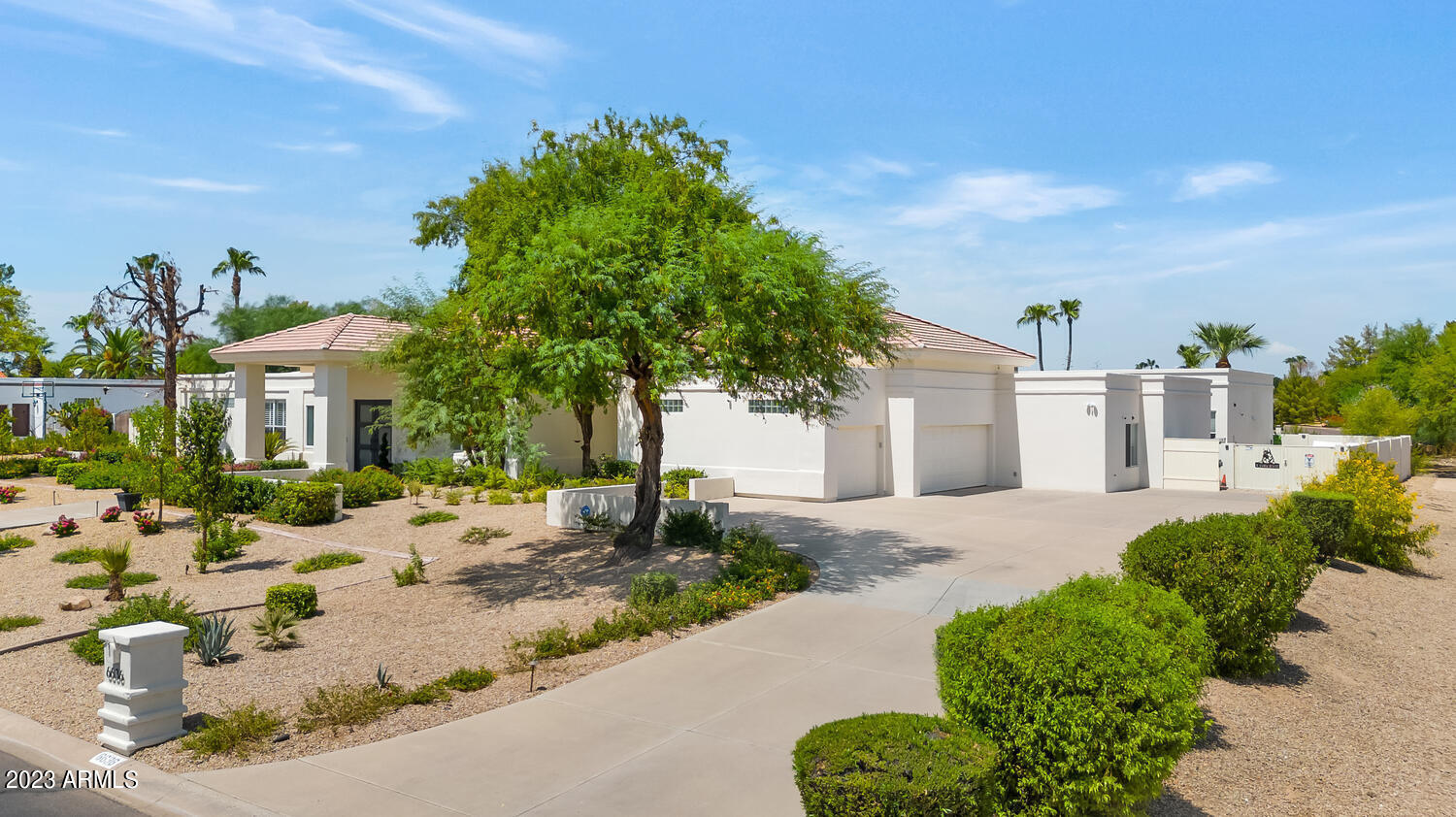 6636 E CARON Drive