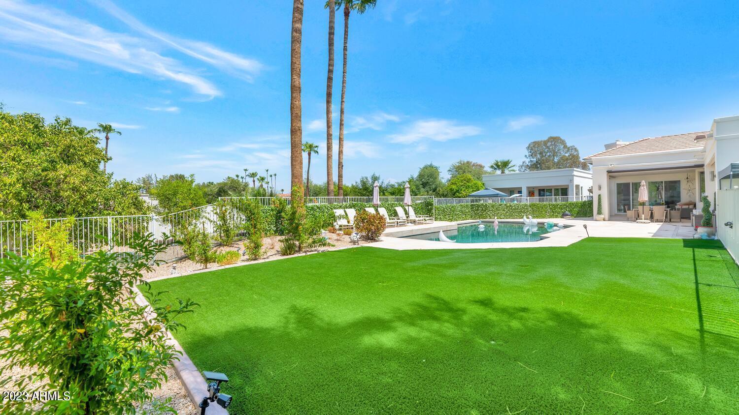 6636 E CARON Drive