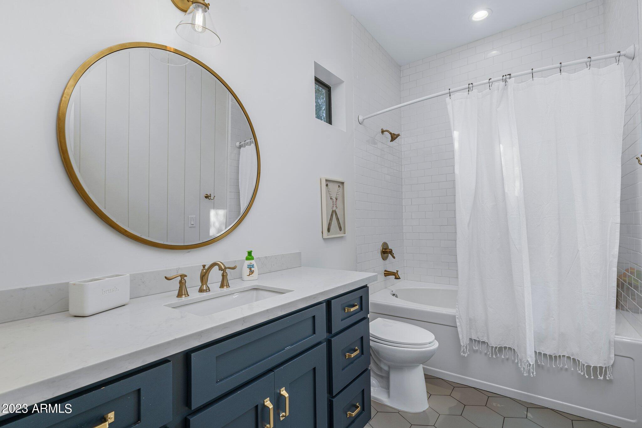 7260 E CAMINO SANTO --