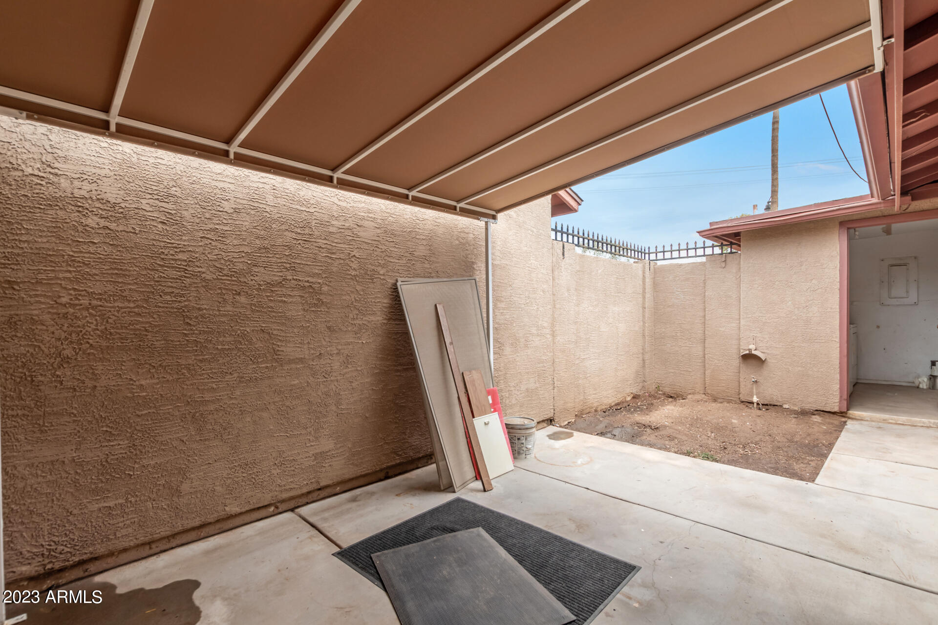 2630 E DON CARLOS Avenue