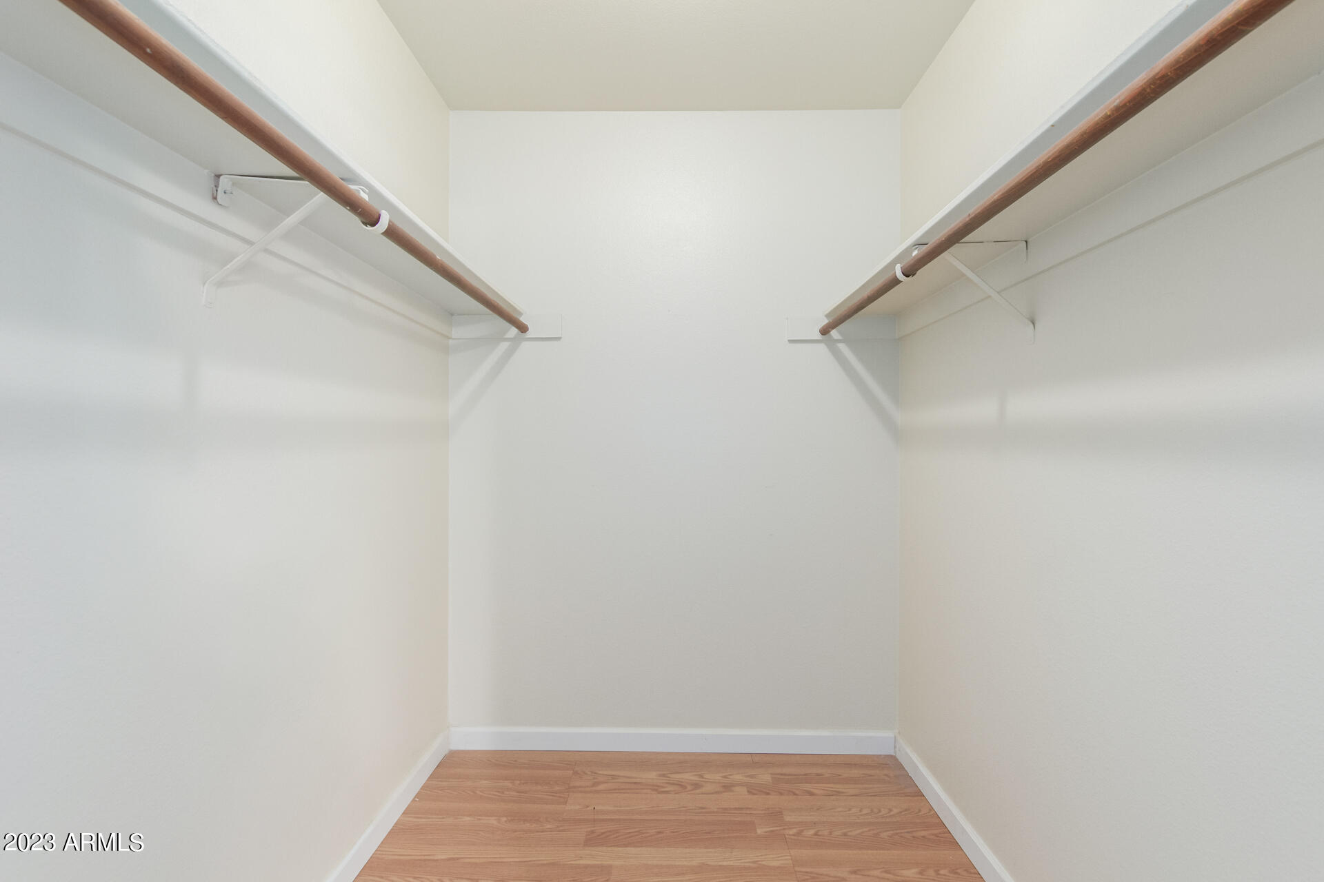 2630 E DON CARLOS Avenue