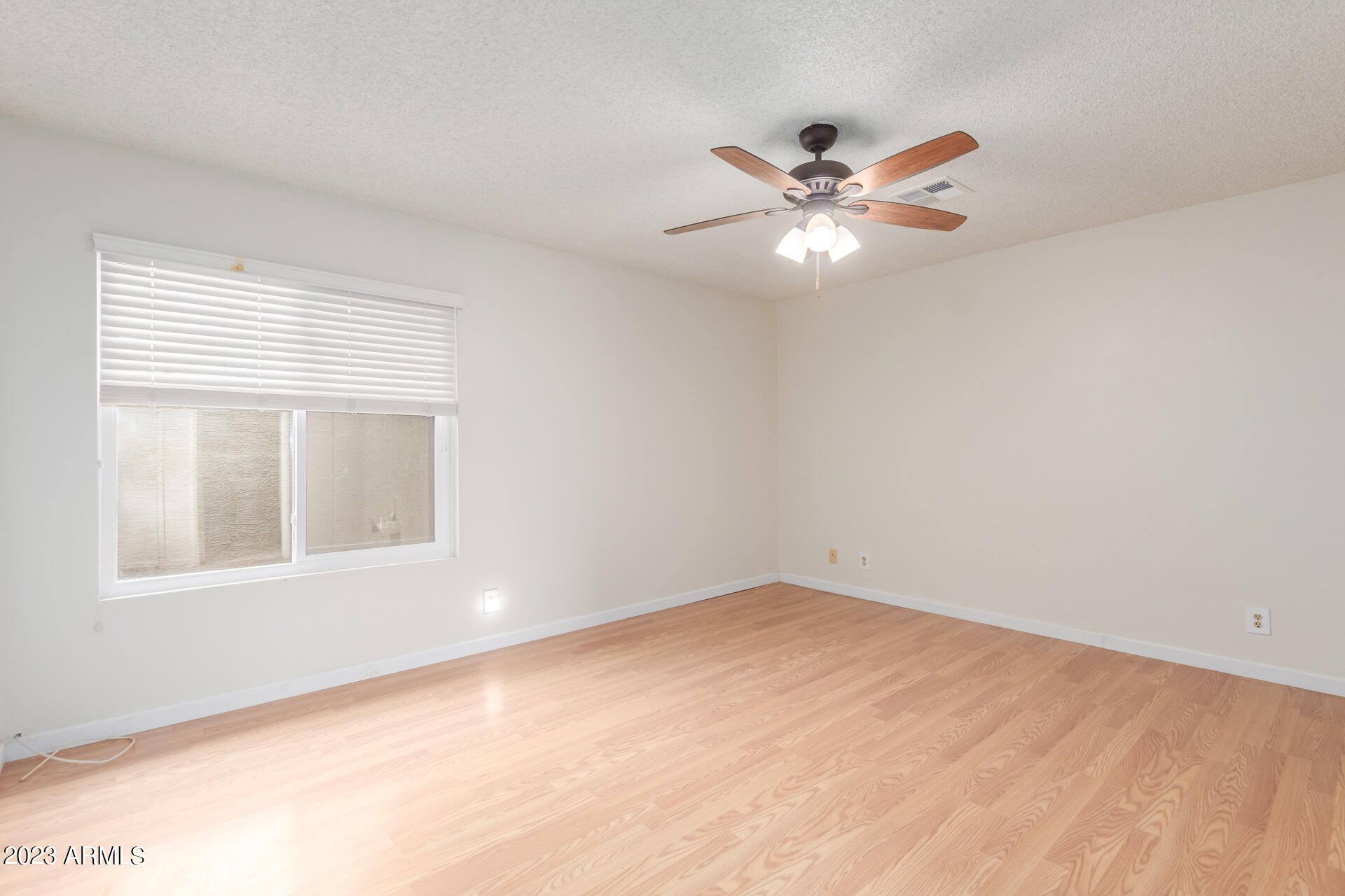 2630 E DON CARLOS Avenue