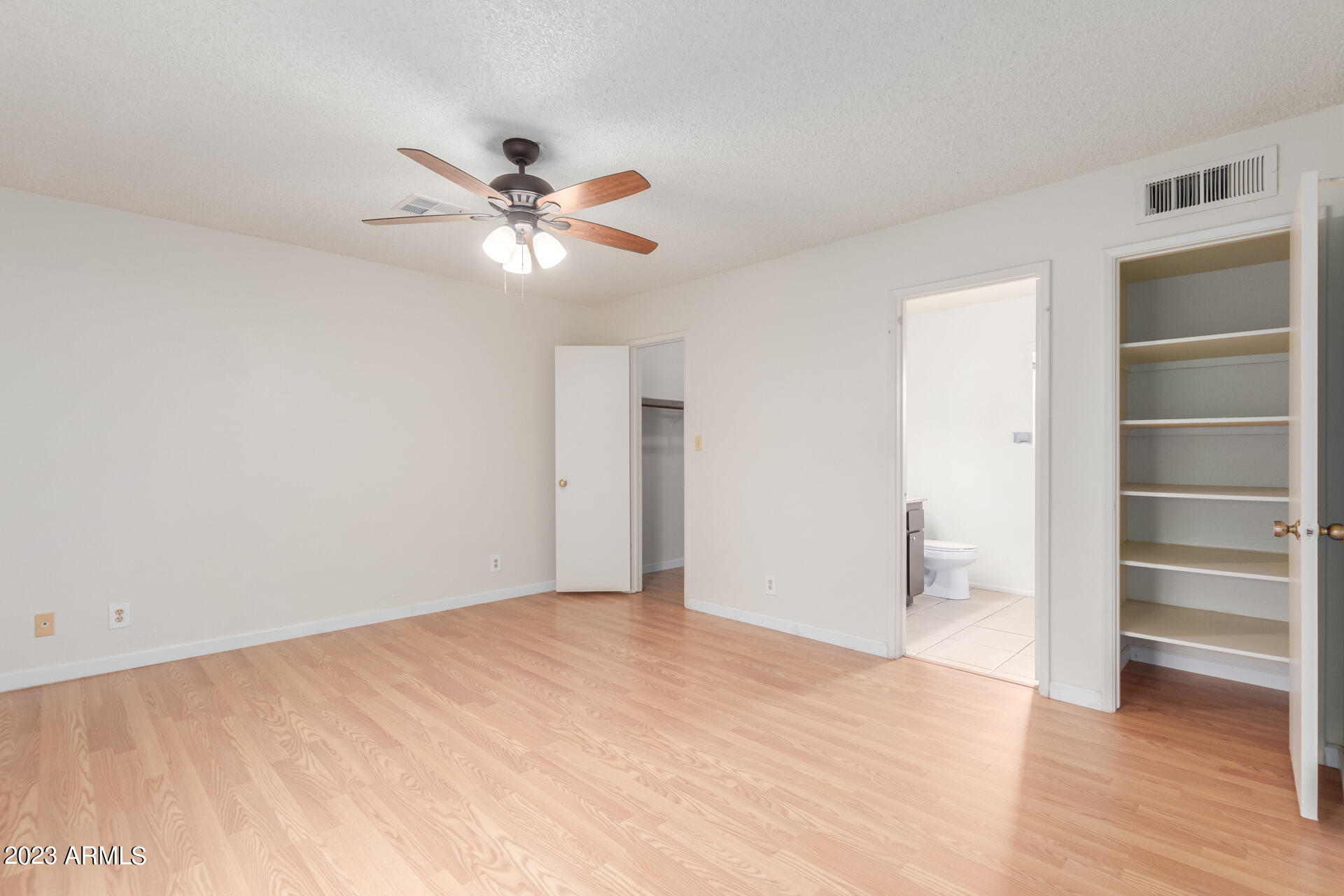 2630 E DON CARLOS Avenue