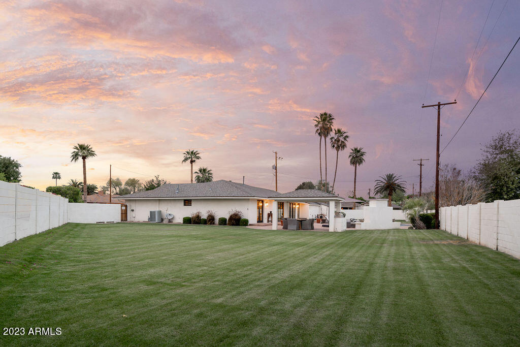 6840 E BONITA Drive