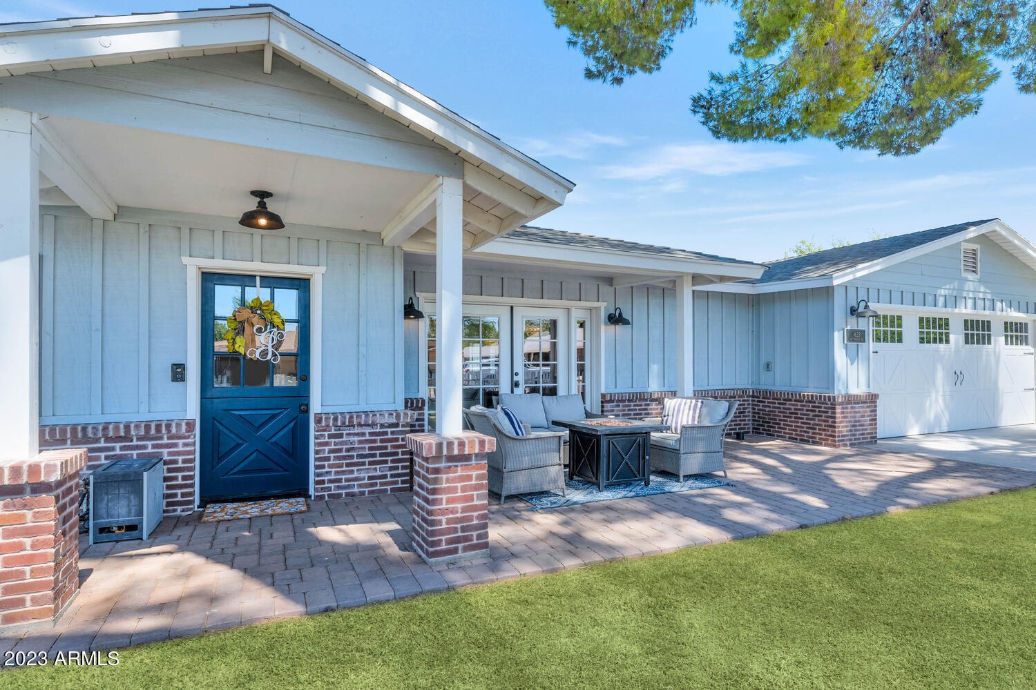 4628 E WINDSOR Avenue