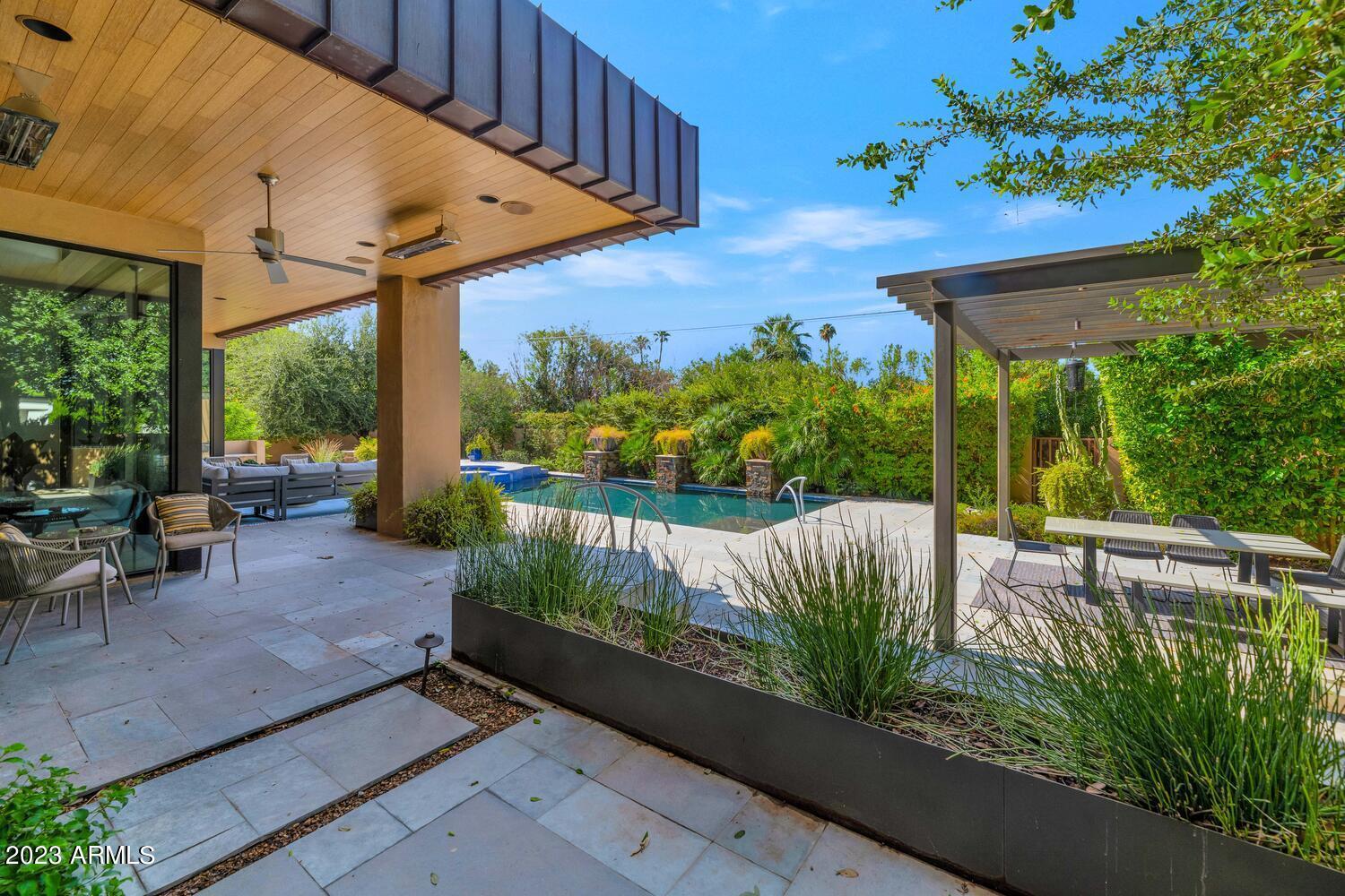 4635 E EXETER Boulevard