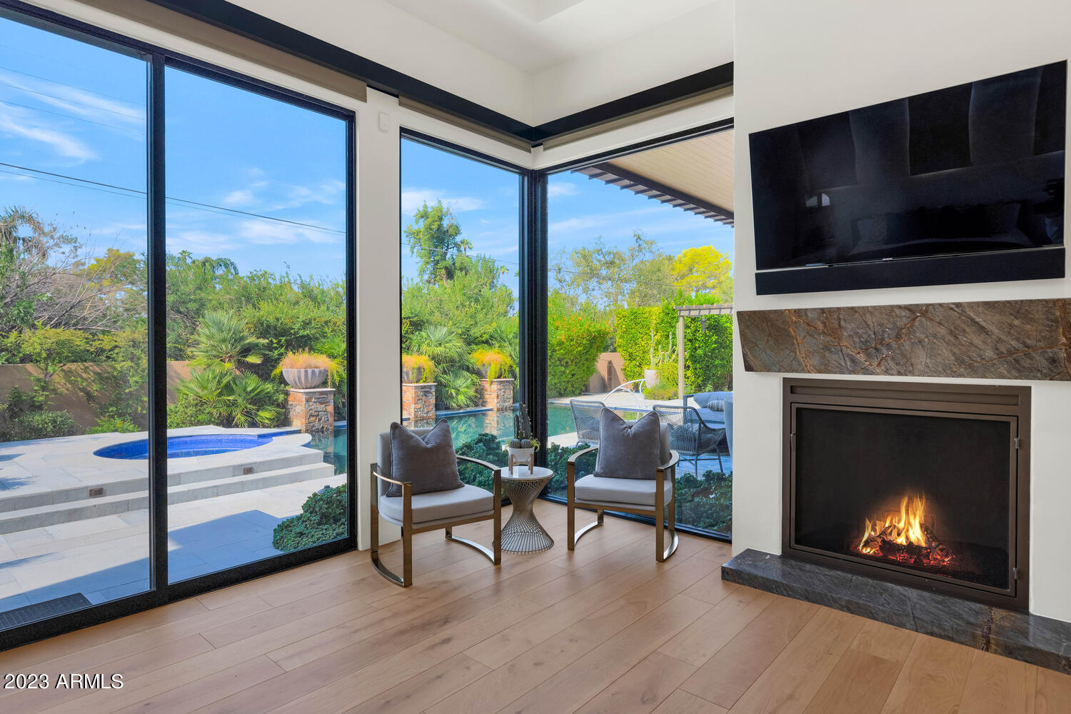 4635 E EXETER Boulevard