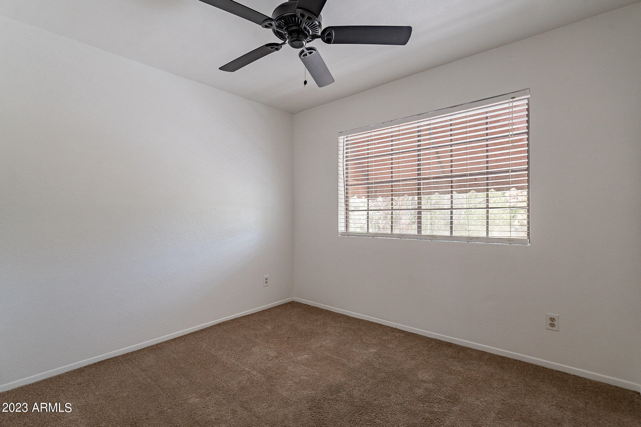 1456 W LA JOLLA Drive