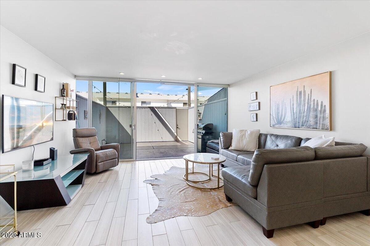 4411 N 40TH Street Unit: 51