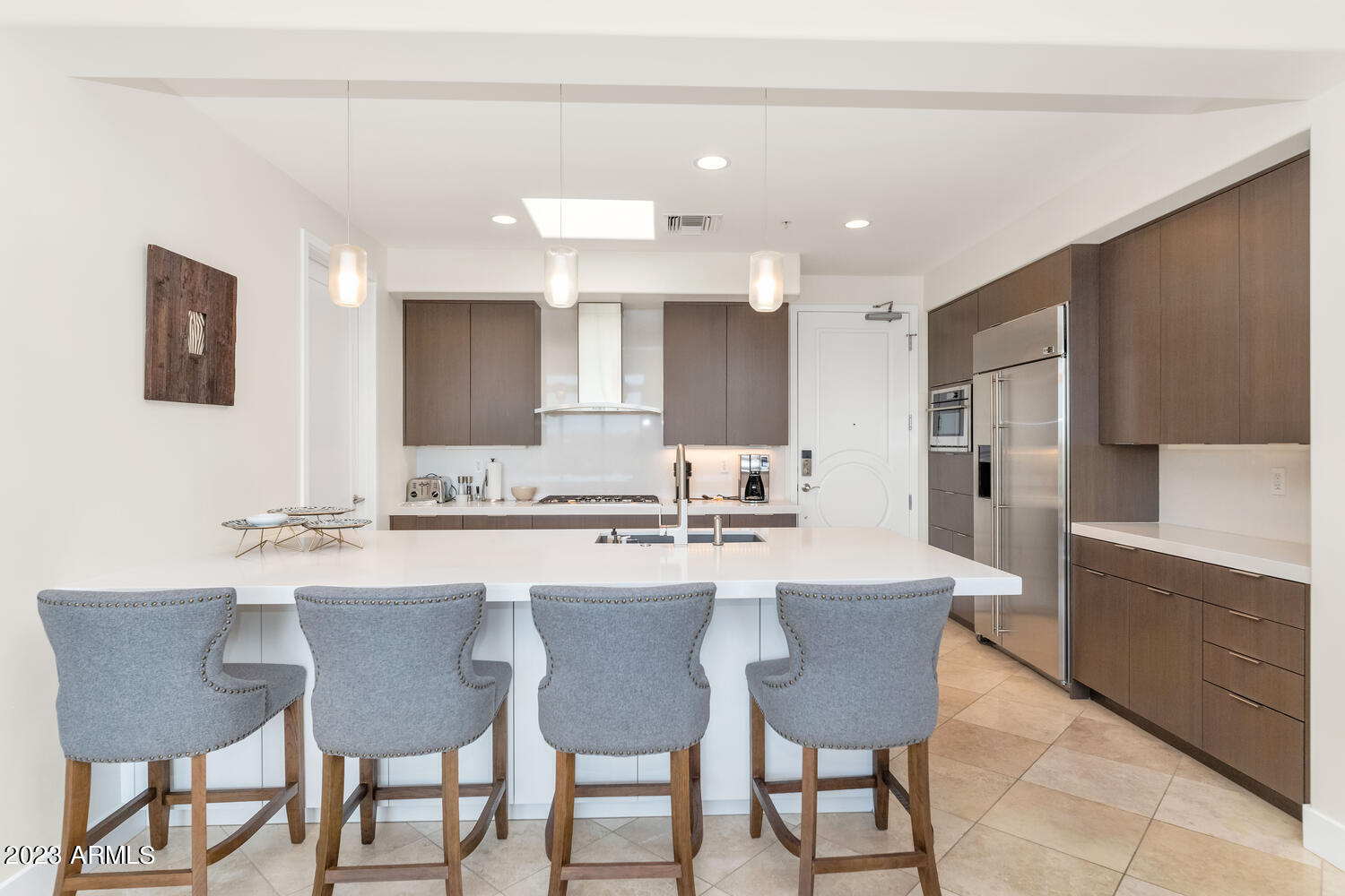 3801 N GOLDWATER Boulevard Unit: 403