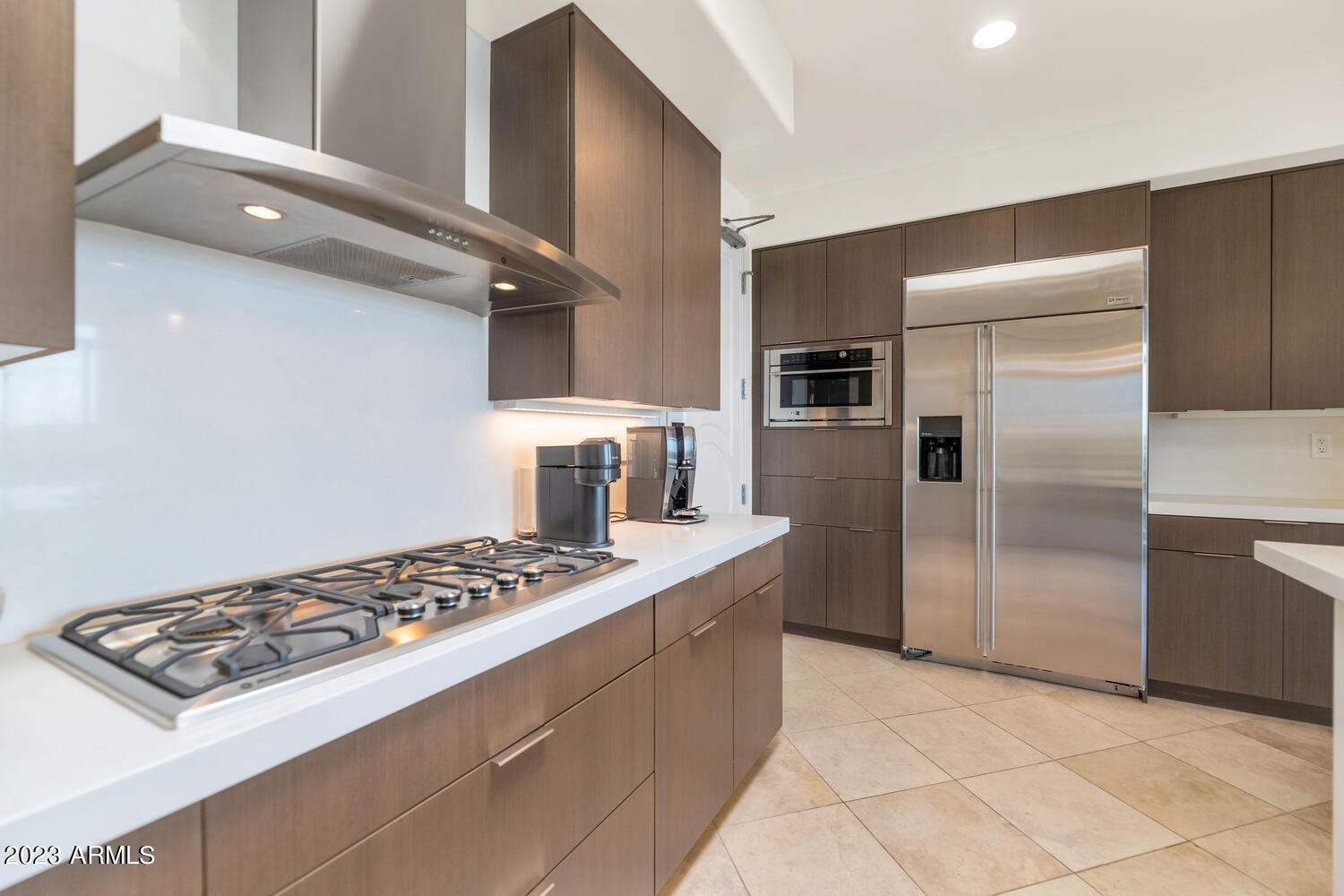 3801 N GOLDWATER Boulevard Unit: 403