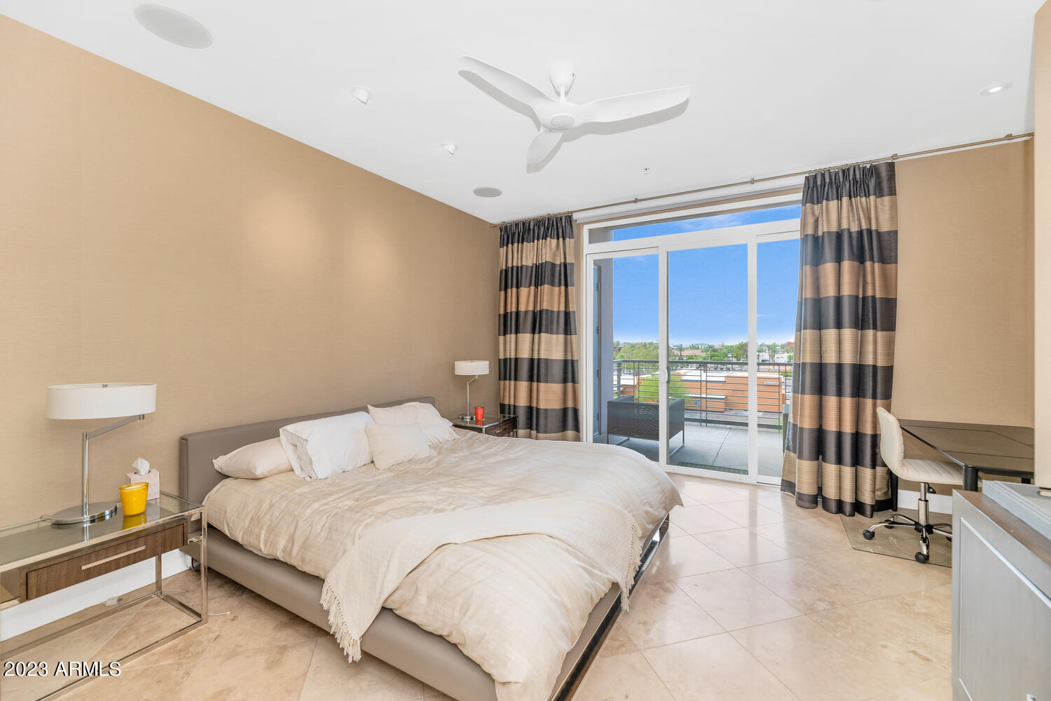 3801 N GOLDWATER Boulevard Unit: 403