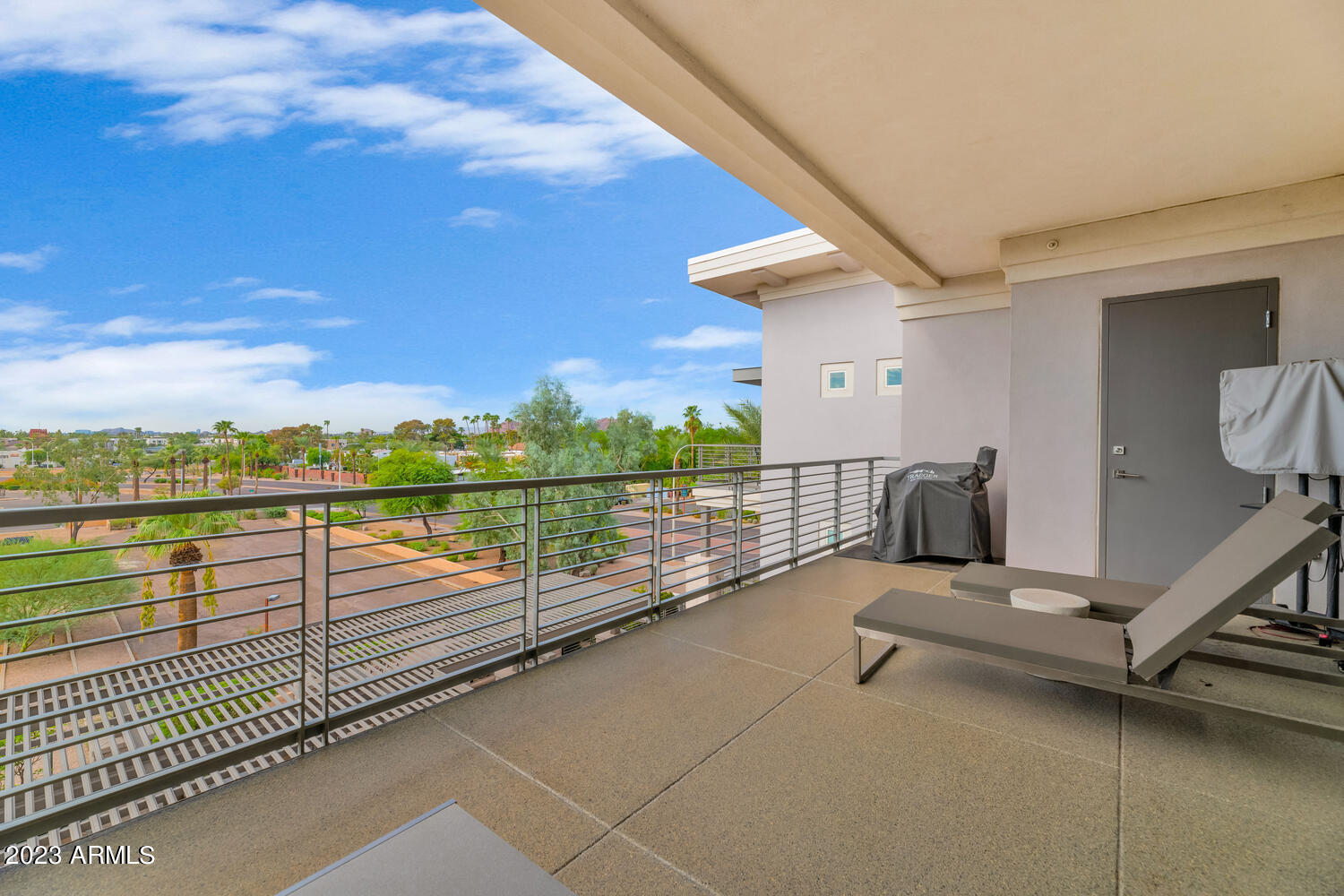 3801 N GOLDWATER Boulevard Unit: 403