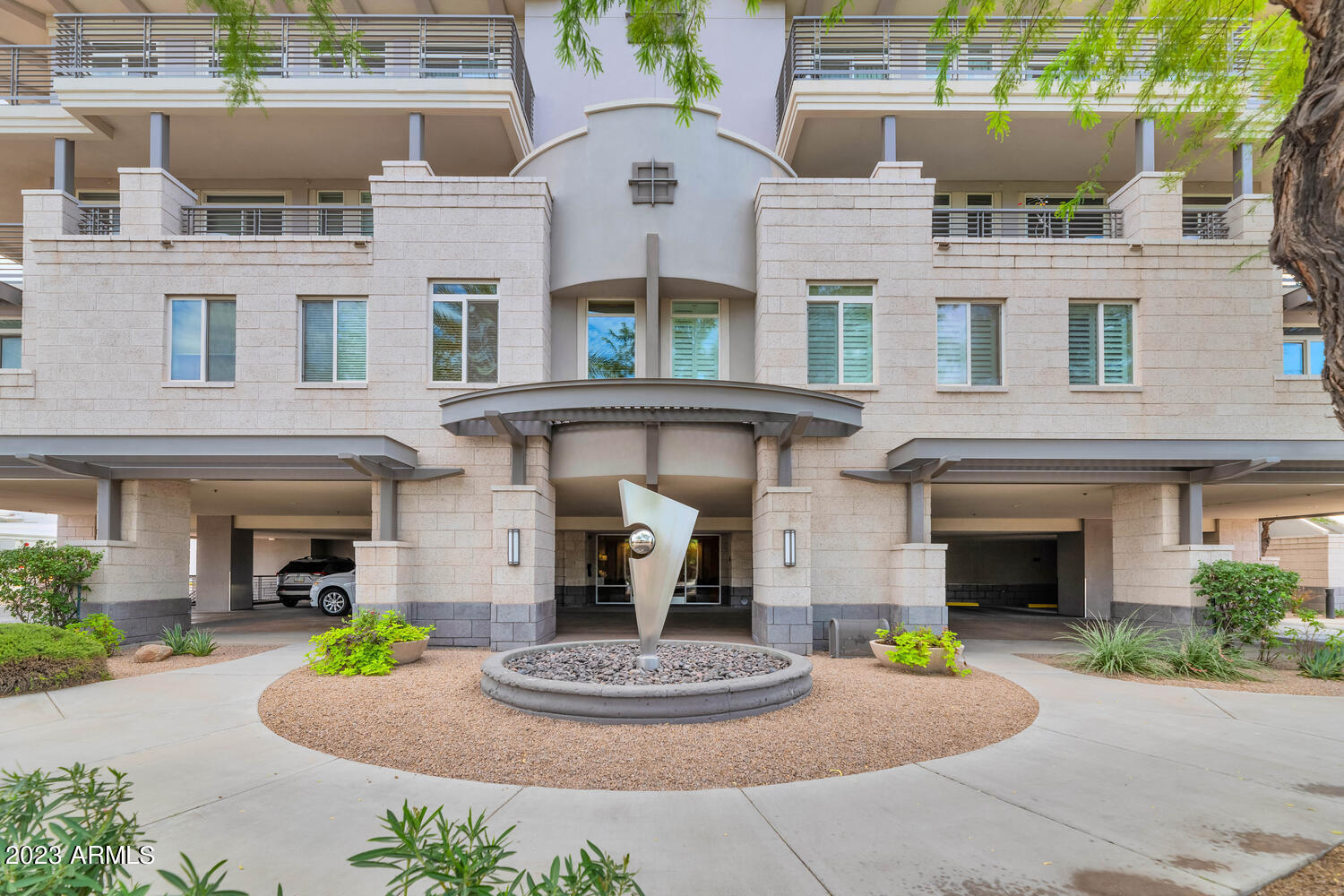 3801 N GOLDWATER Boulevard Unit: 403