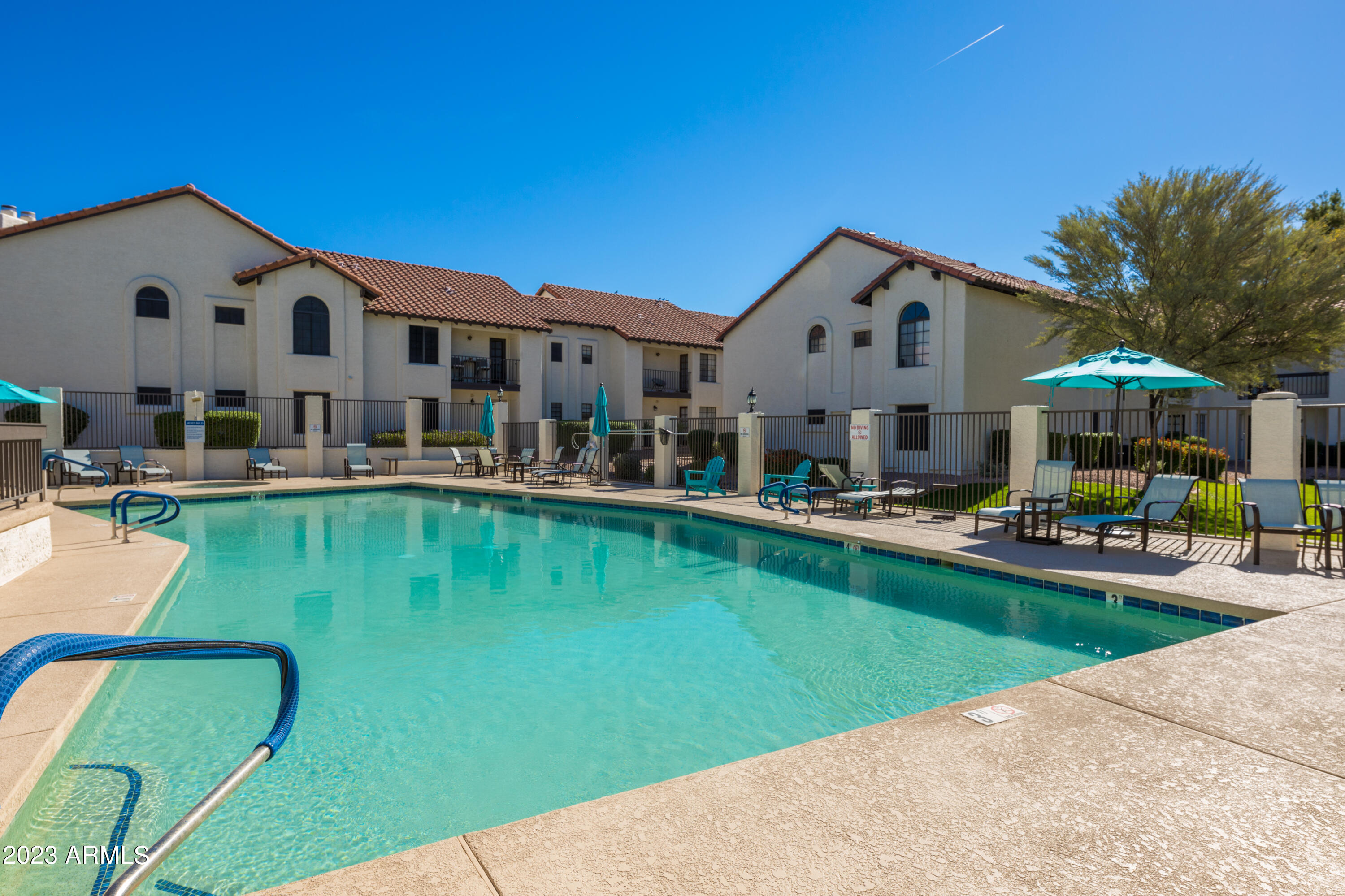 11011 N 92ND Street Unit: 1052