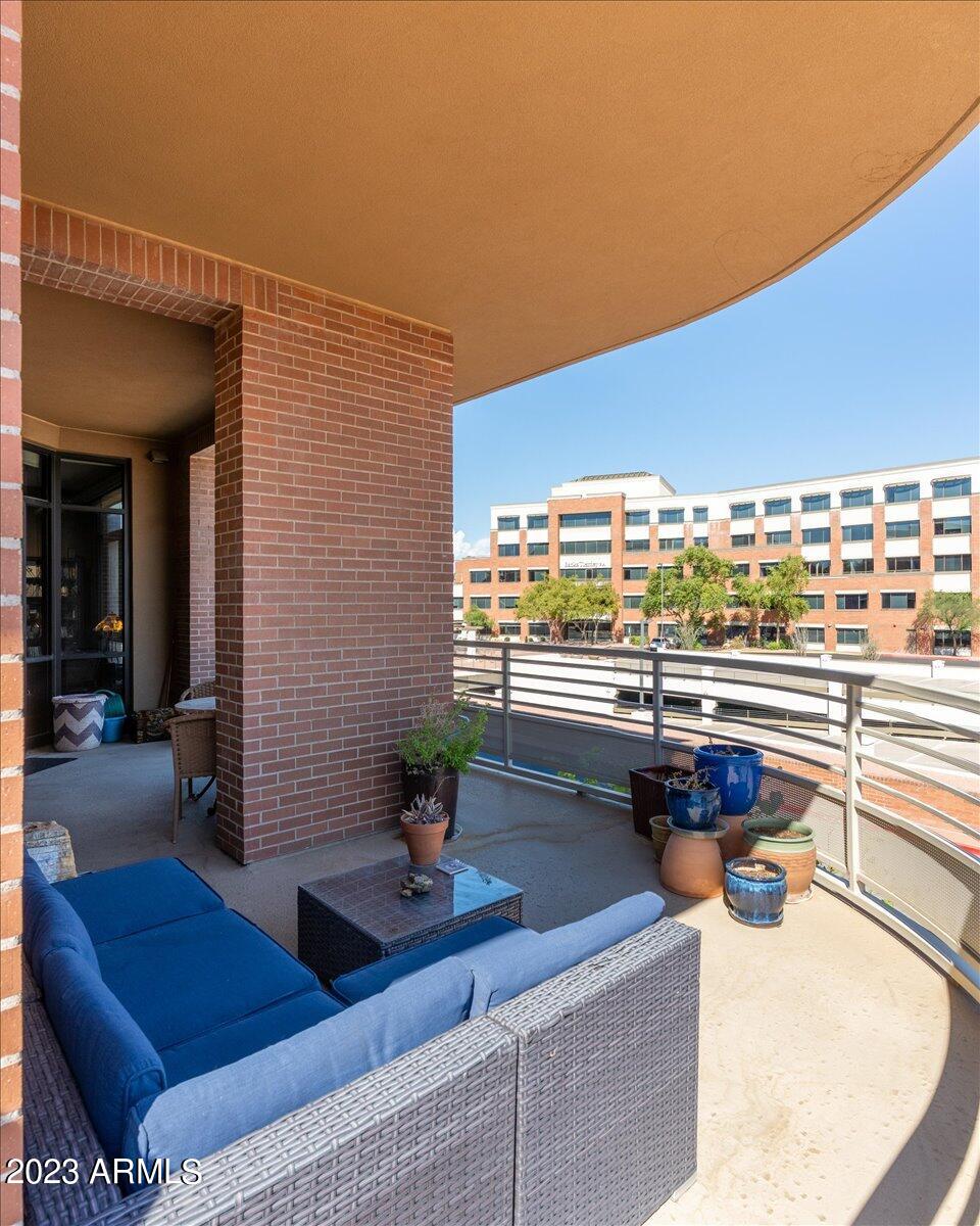 7301 E 3RD Avenue Unit: 205