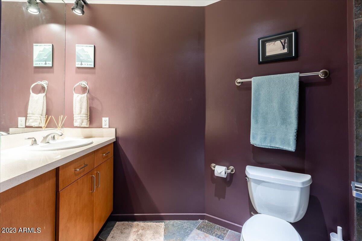 7301 E 3RD Avenue Unit: 205