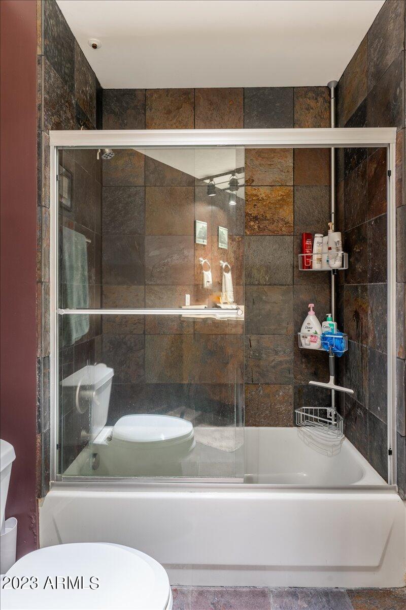 7301 E 3RD Avenue Unit: 205