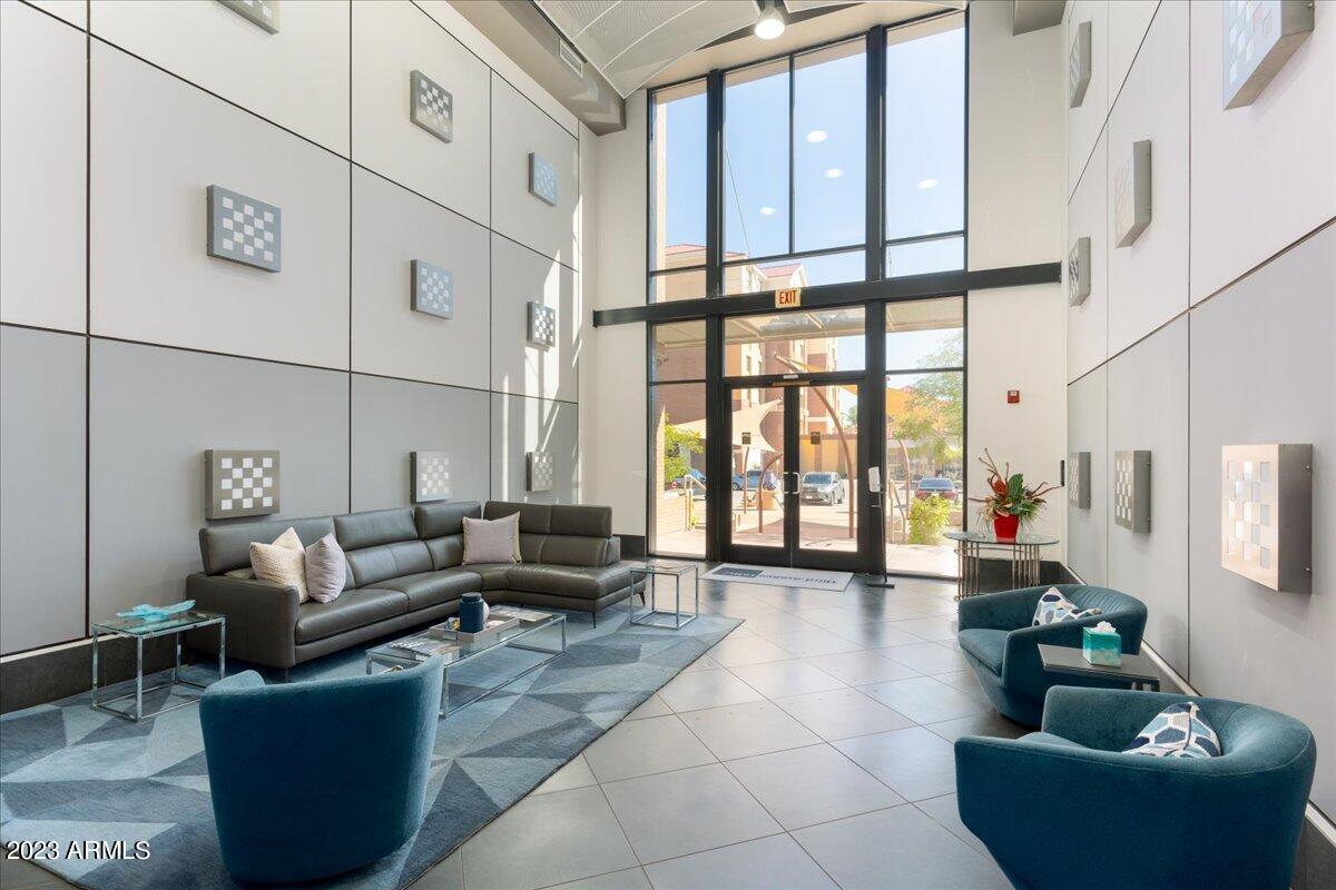 7301 E 3RD Avenue Unit: 205