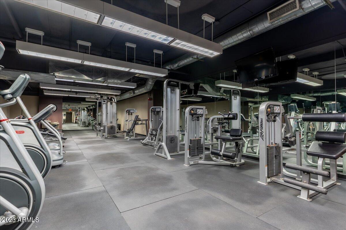 7301 E 3RD Avenue Unit: 205