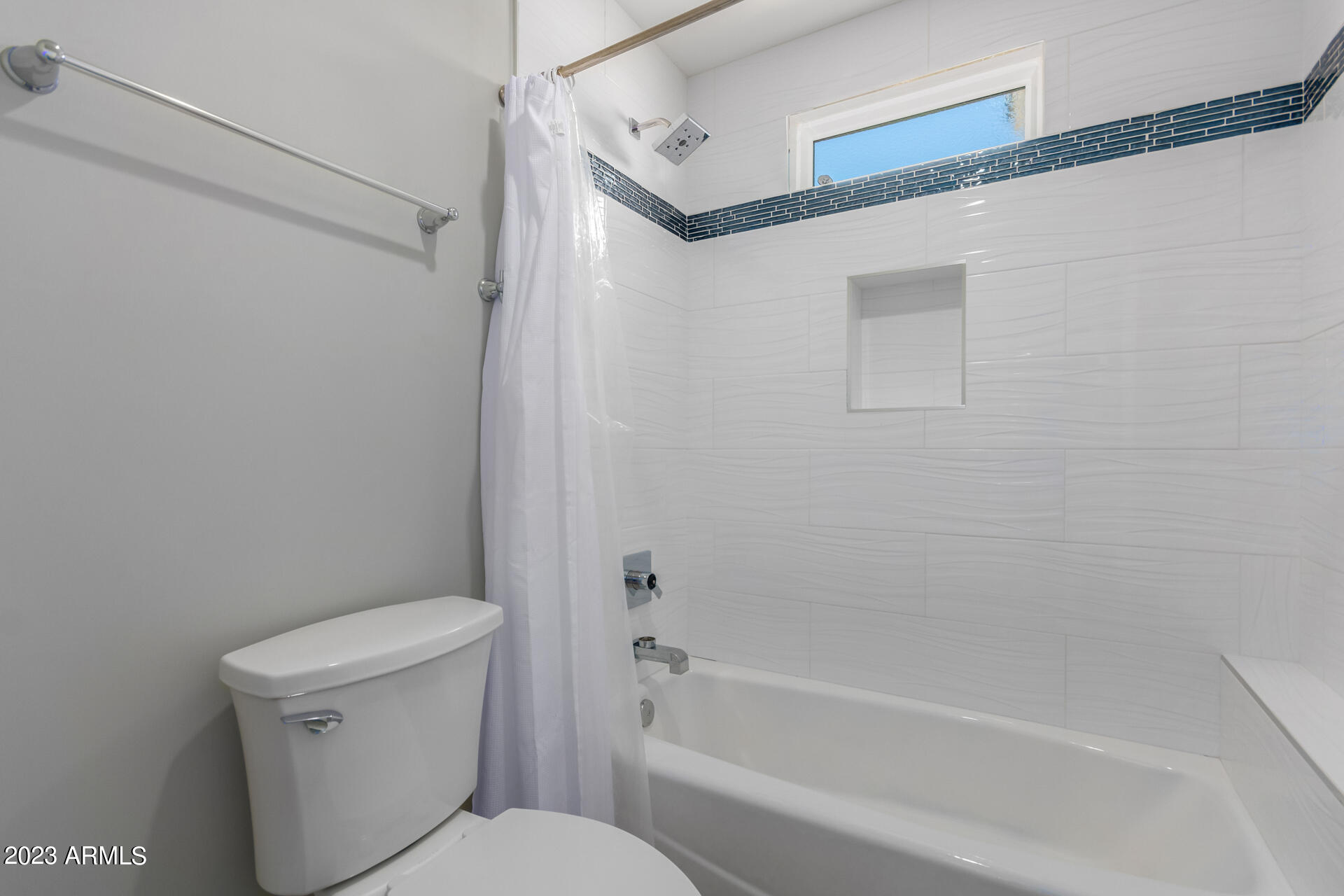6332 N 85TH Street