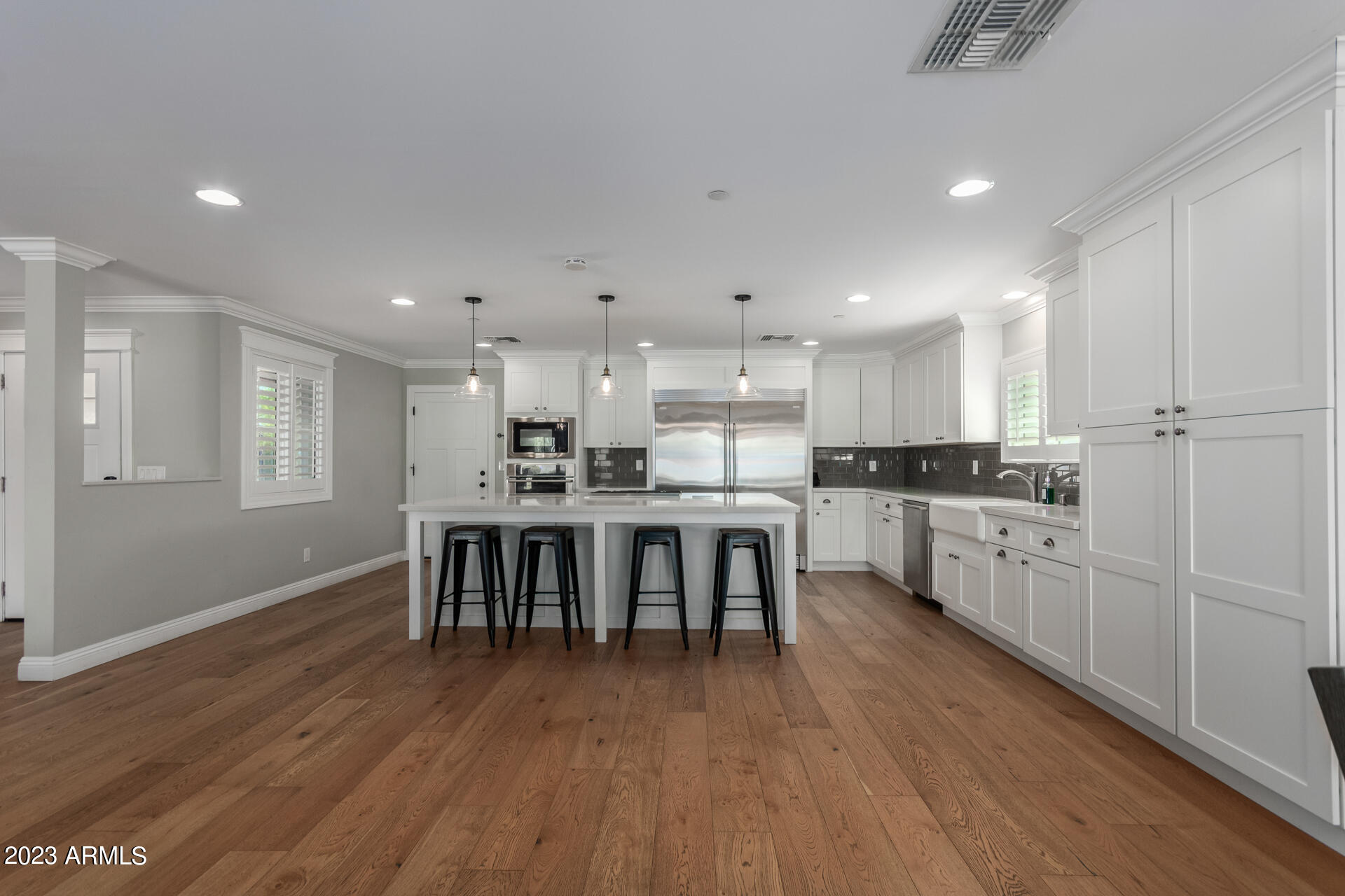 6332 N 85TH Street