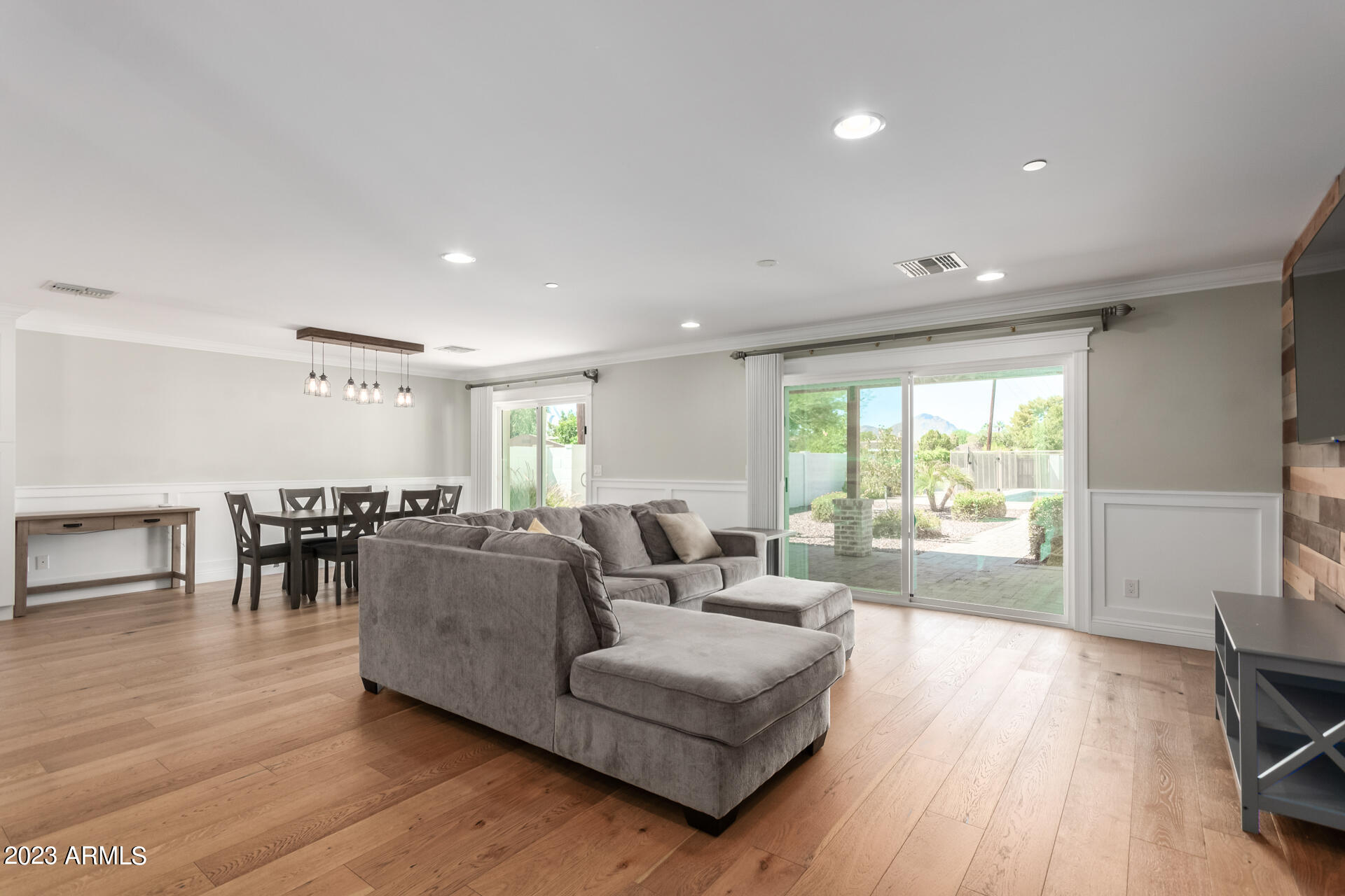 6332 N 85TH Street