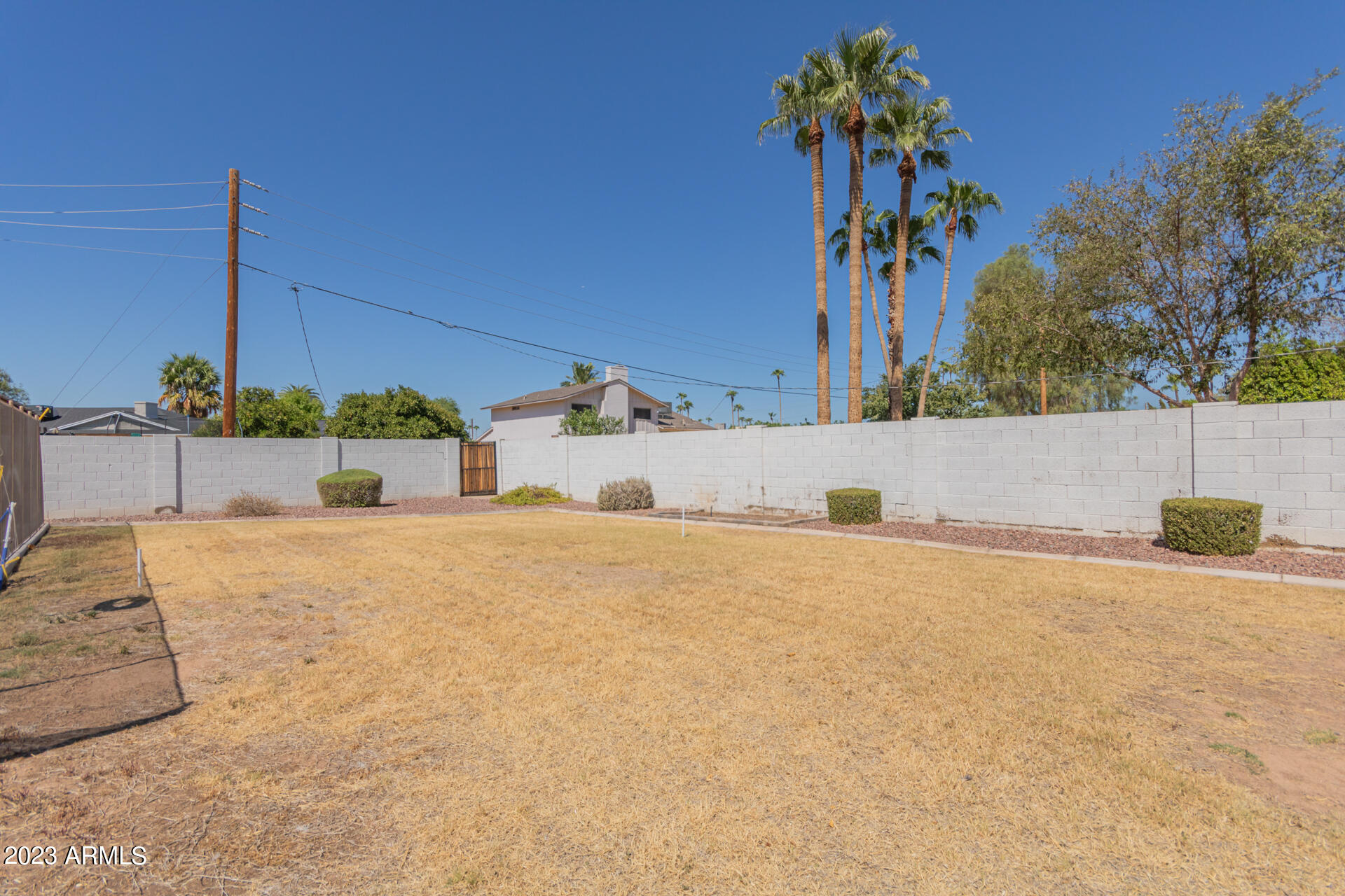 6332 N 85TH Street