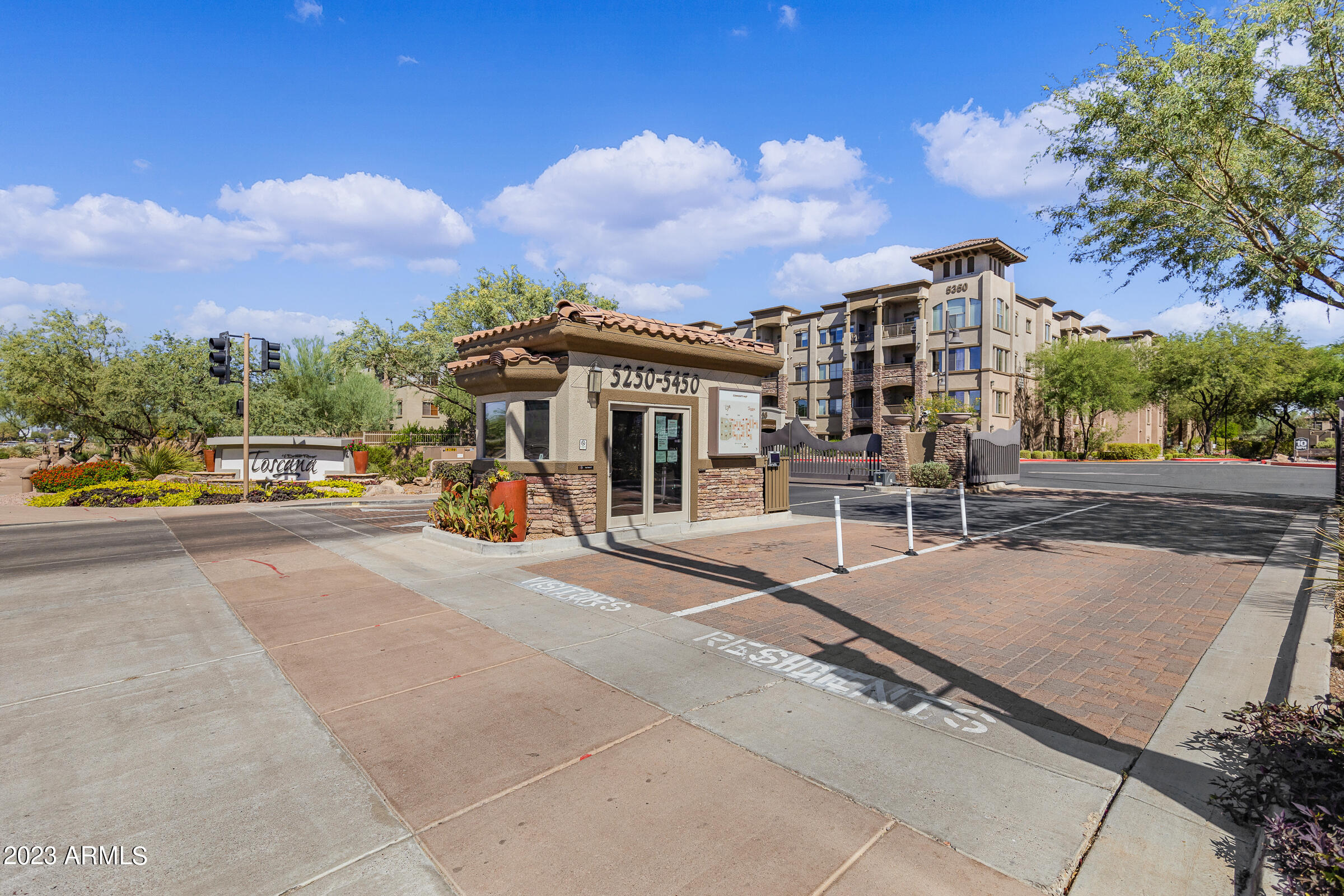 5350 E DEER VALLEY Drive Unit: 1406