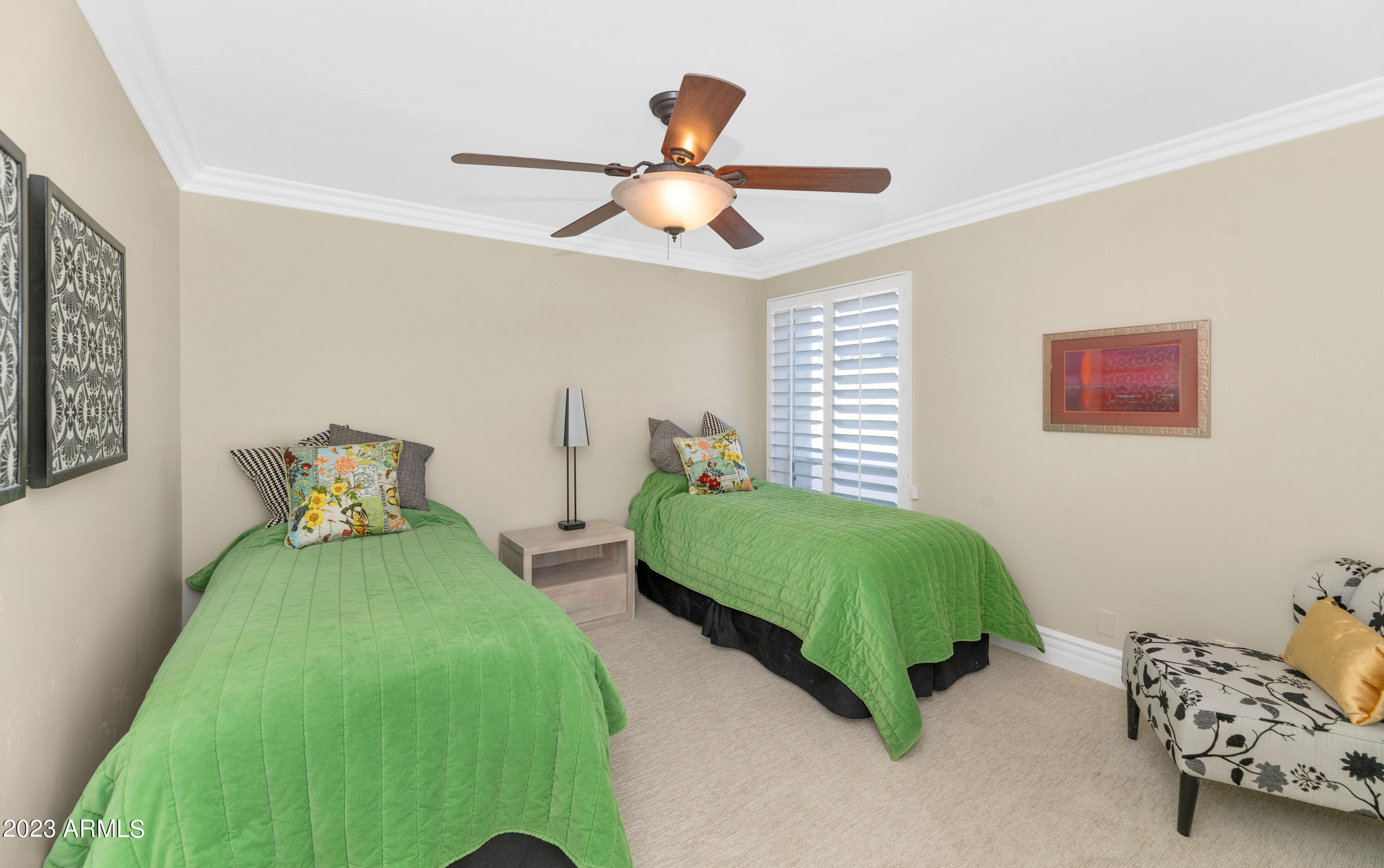 7327 E TUCKEY Lane