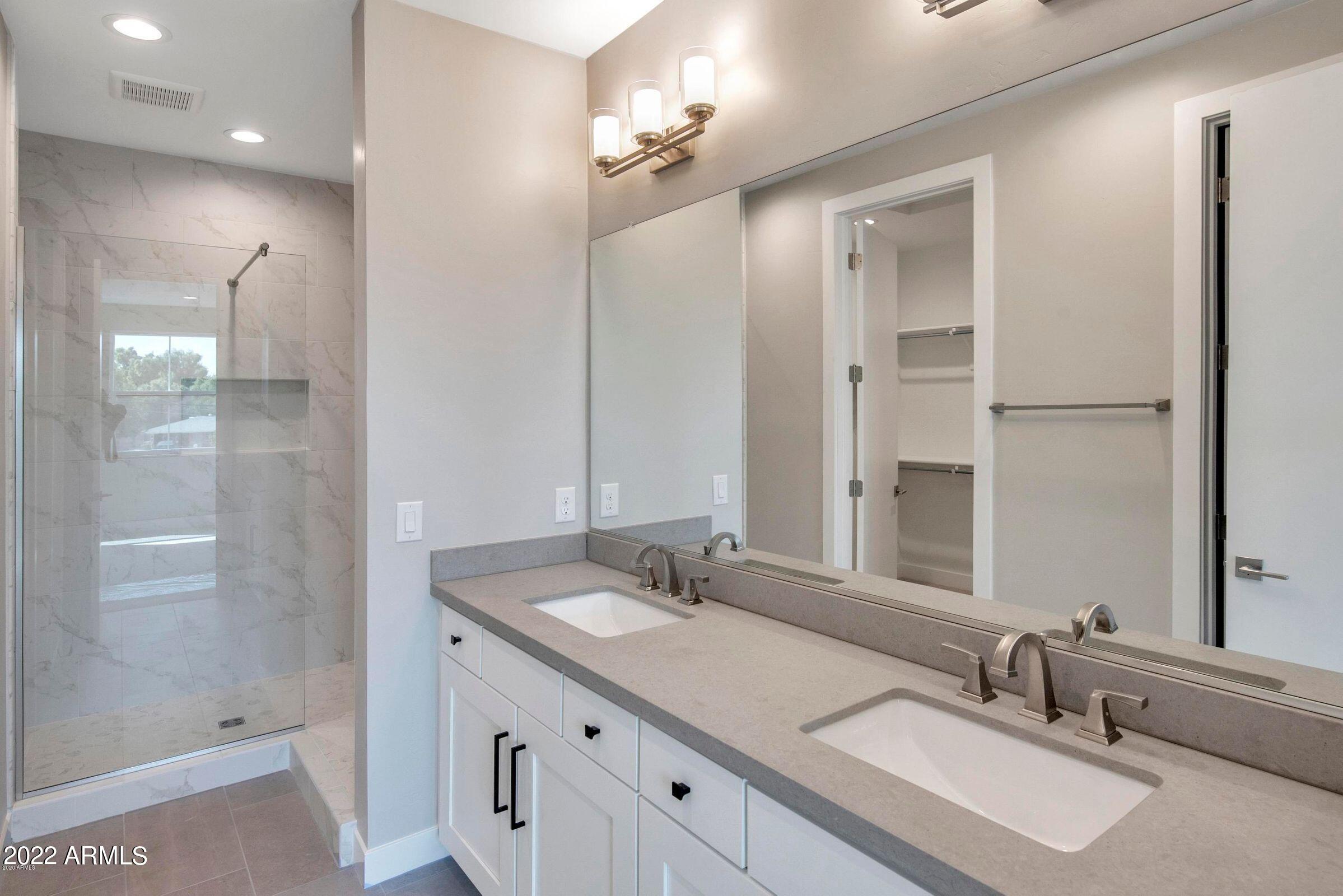 3200 N 39TH Street Unit: 21